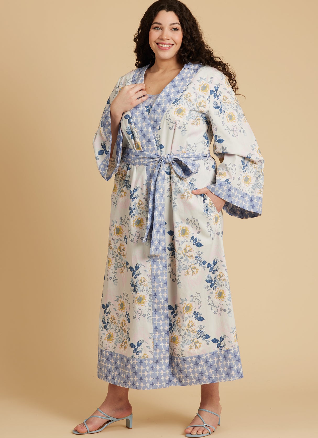 Patron McCall's n°8412 - Body, peignoir, short et pantalon