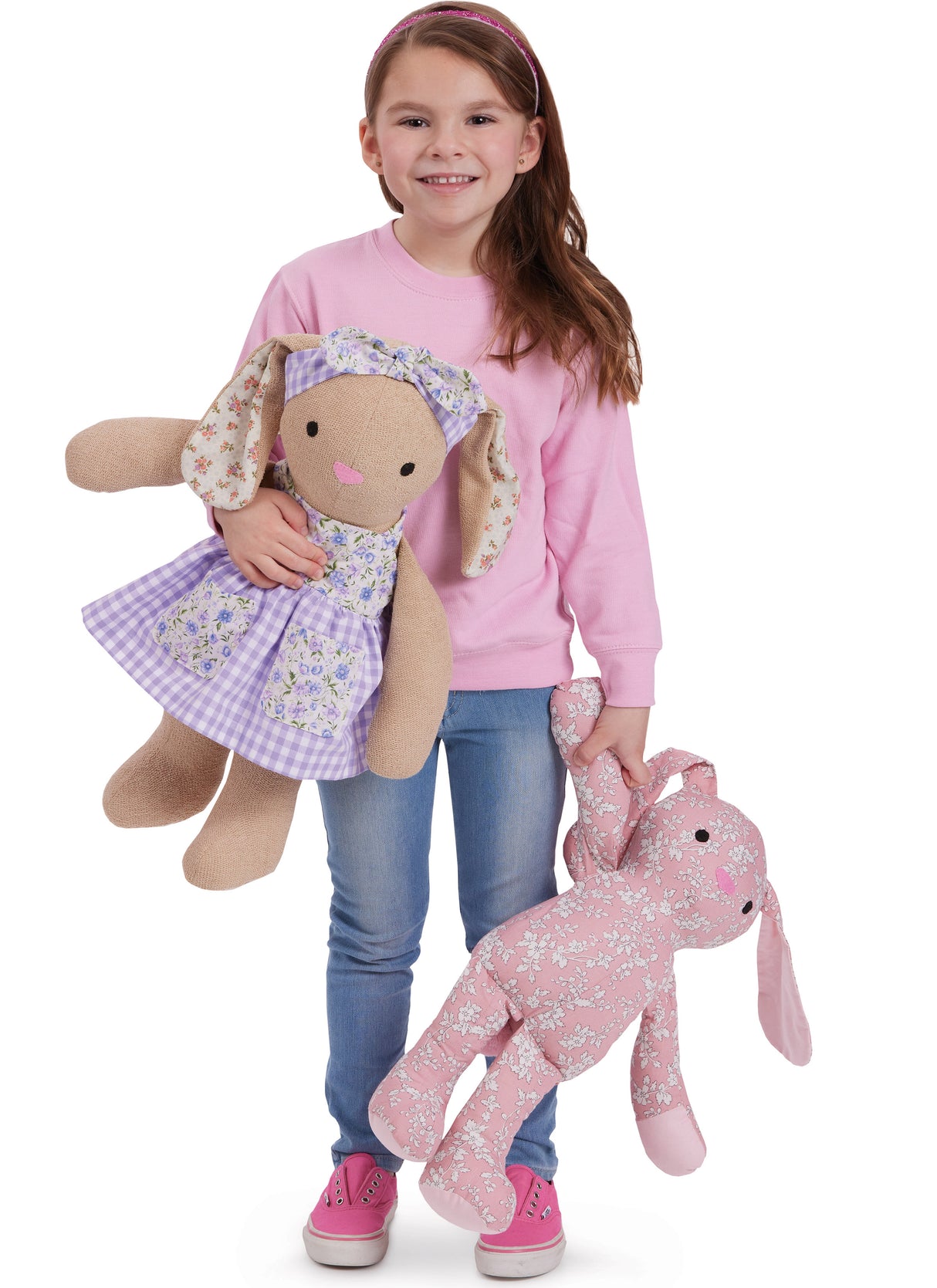 Patron McCall's n°8422 - Peluches ours, lapin et souris avec vêtements