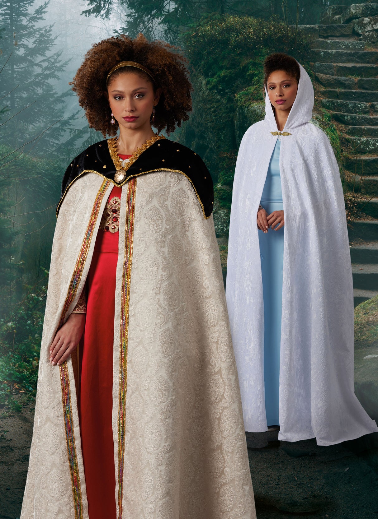 Patron McCall's n°8428 - Cape historique avec capuche