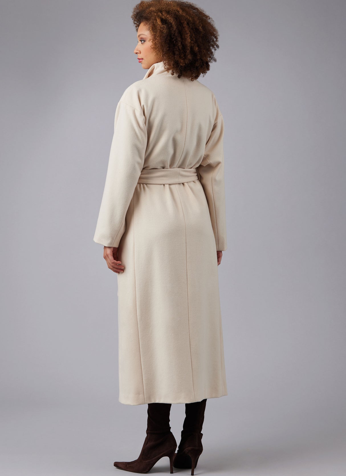 Patron McCall's n°8438 - Manteau et gilet pour femme