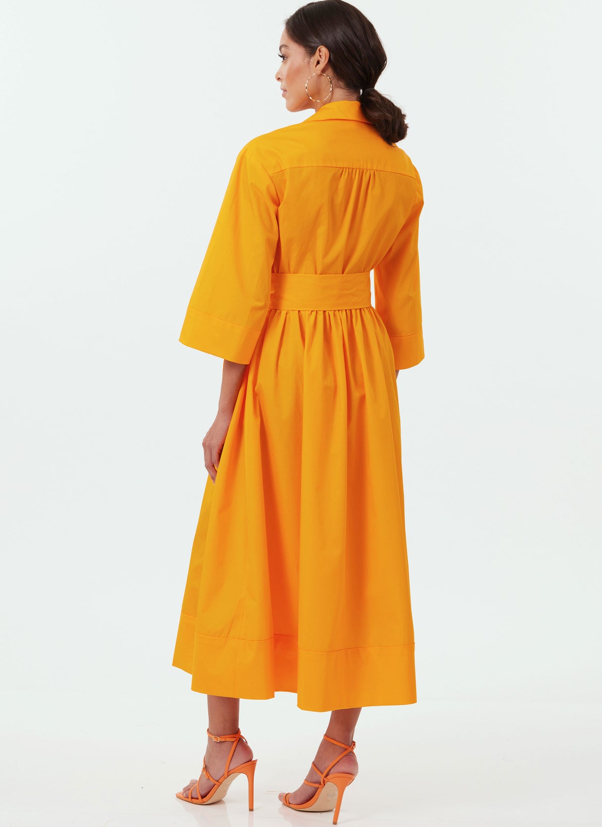 Patron McCall's n°8477 - Robe-chemise à épaules tombantes