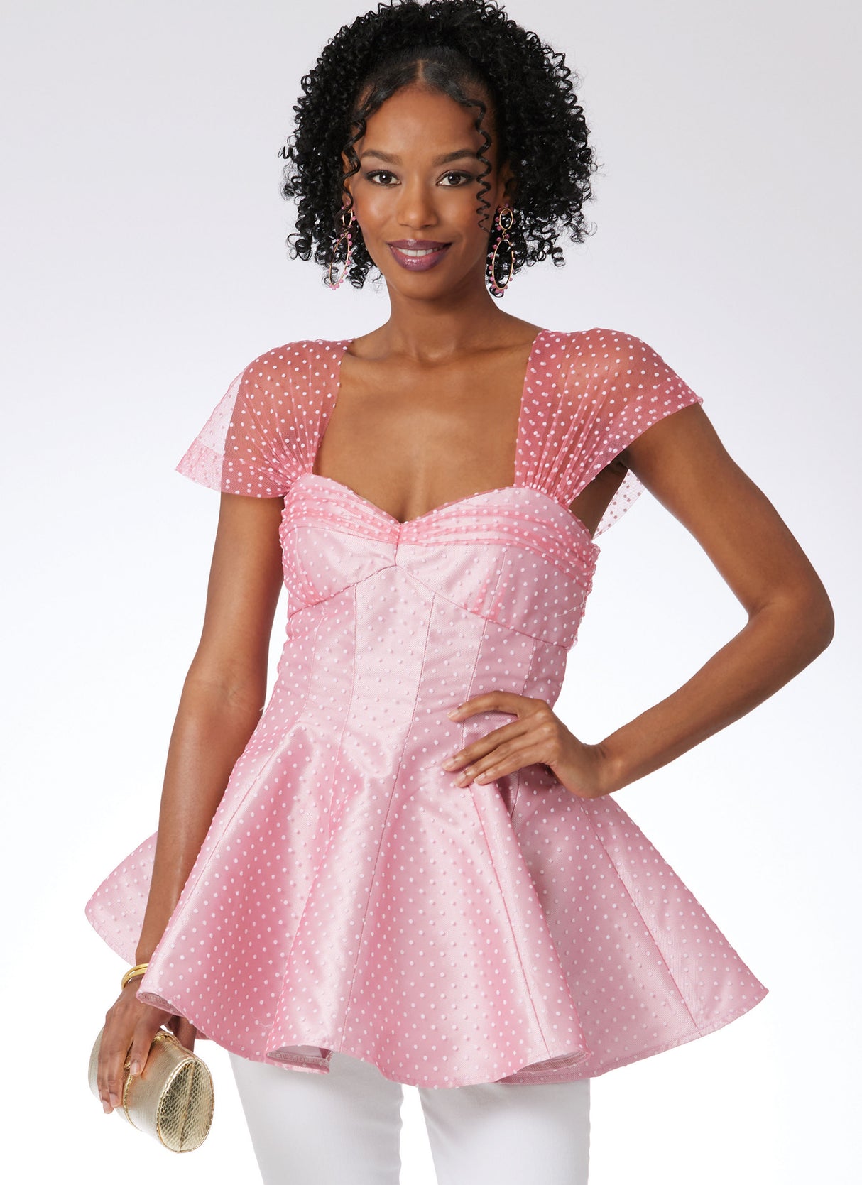 Patron McCall's n°8509 - Hauts féminins avec basque évasée