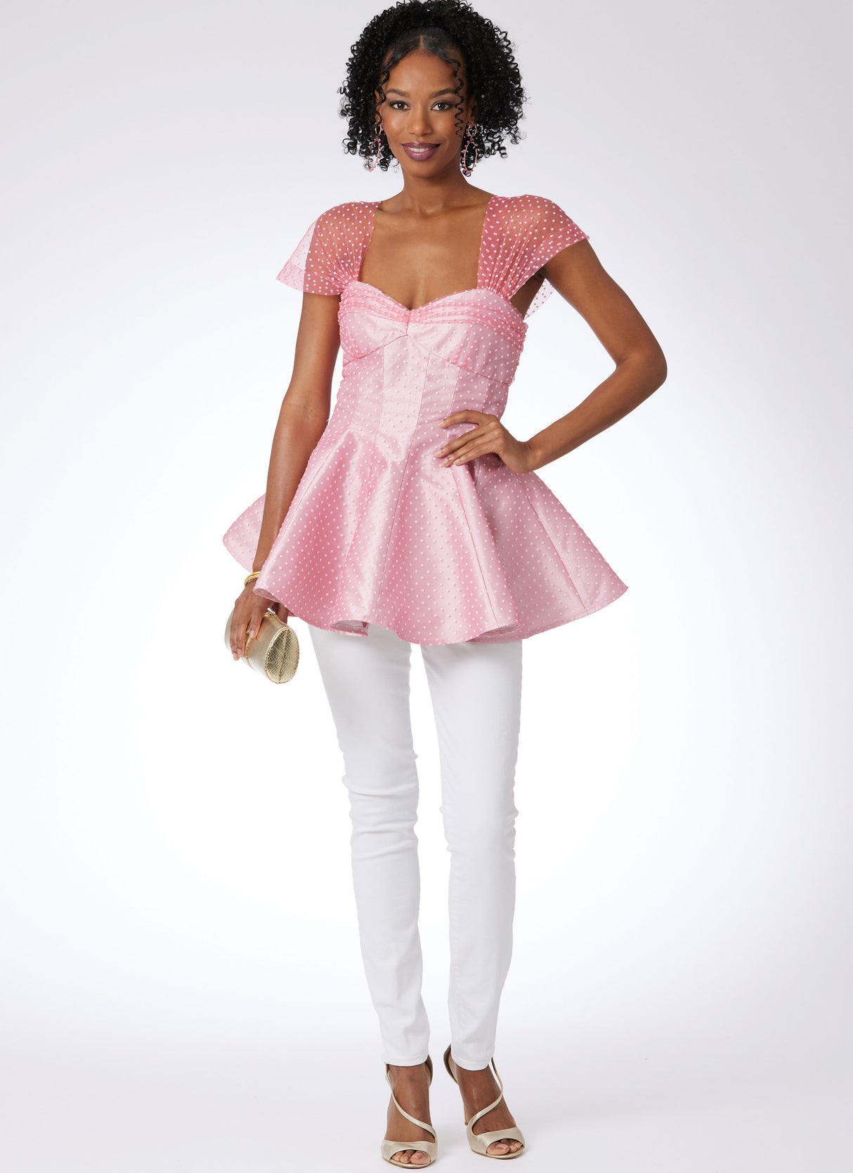 Patron McCall's n°8509 - Hauts féminins avec basque évasée