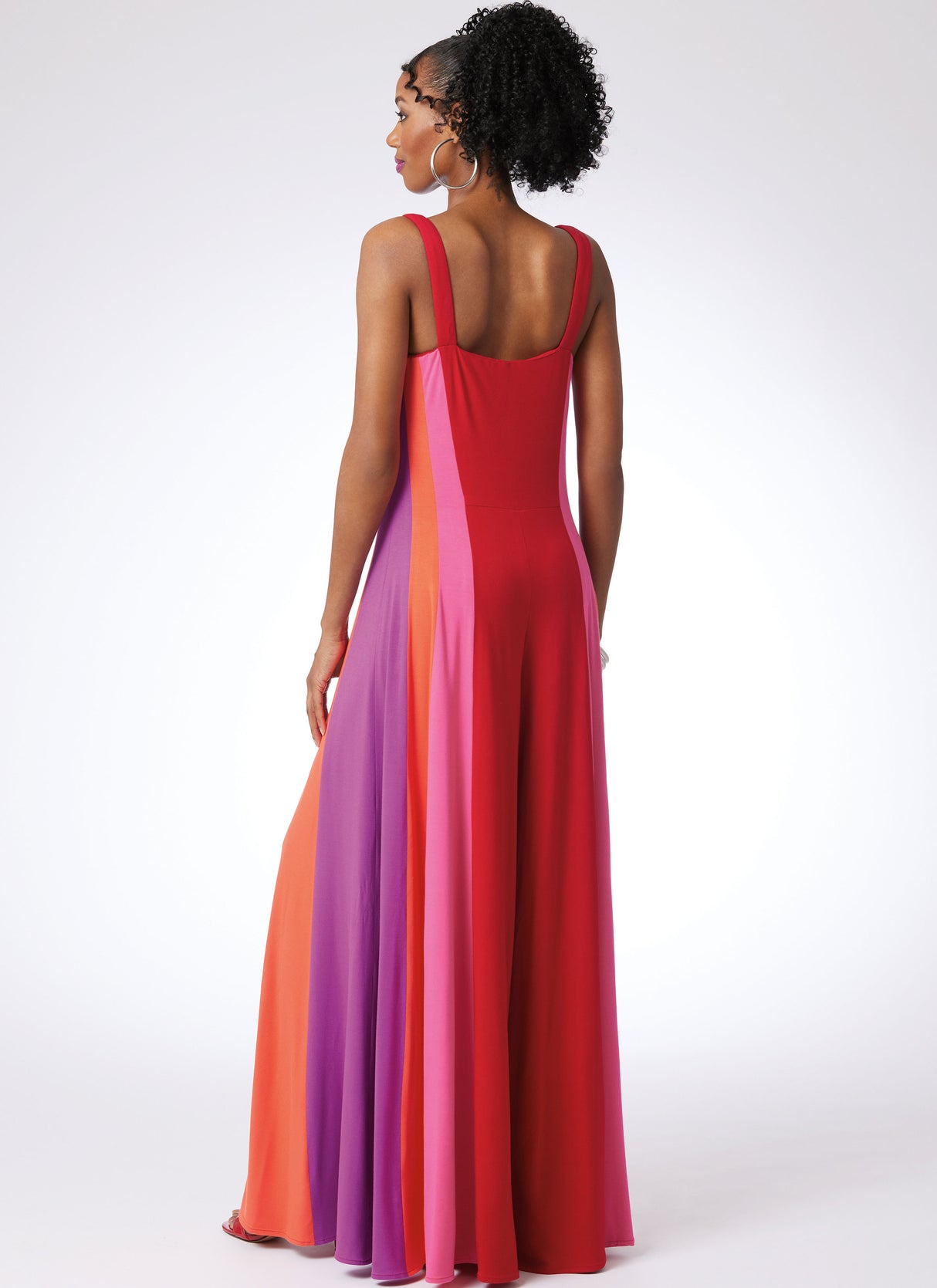 Patron McCall's n°8512 - Combinaison et robe longue élégantes