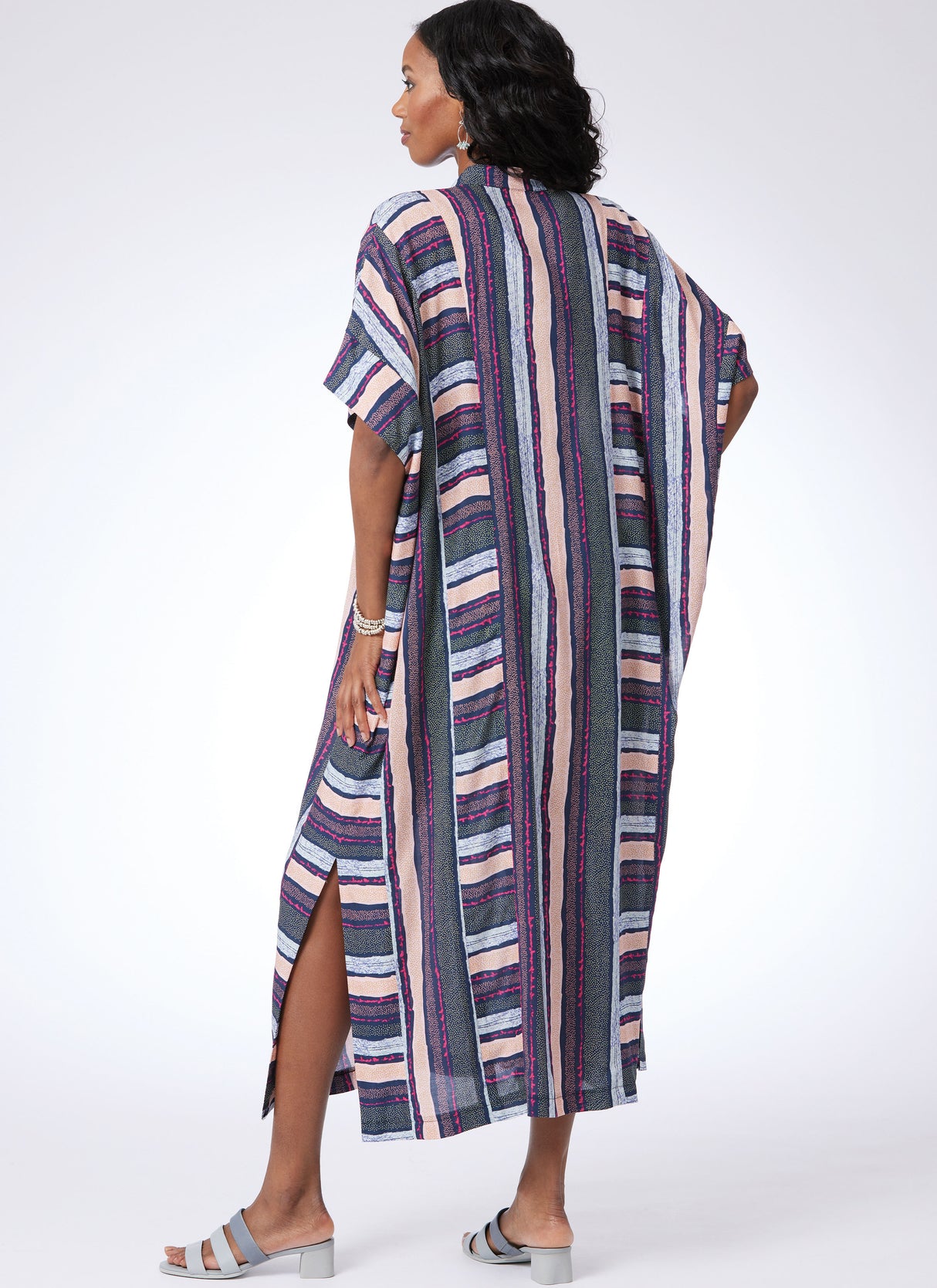 Patron McCall's n°8516 - Caftans élégants en deux longueurs