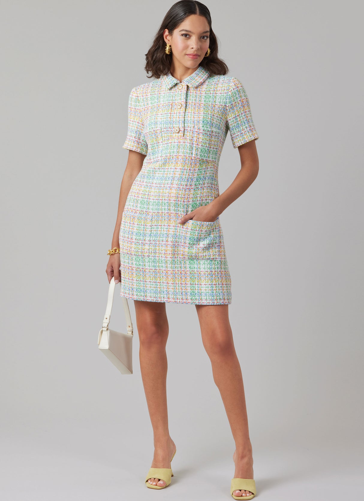 Patron McCall's n°8552 - Robe cintrée avec variations de manches