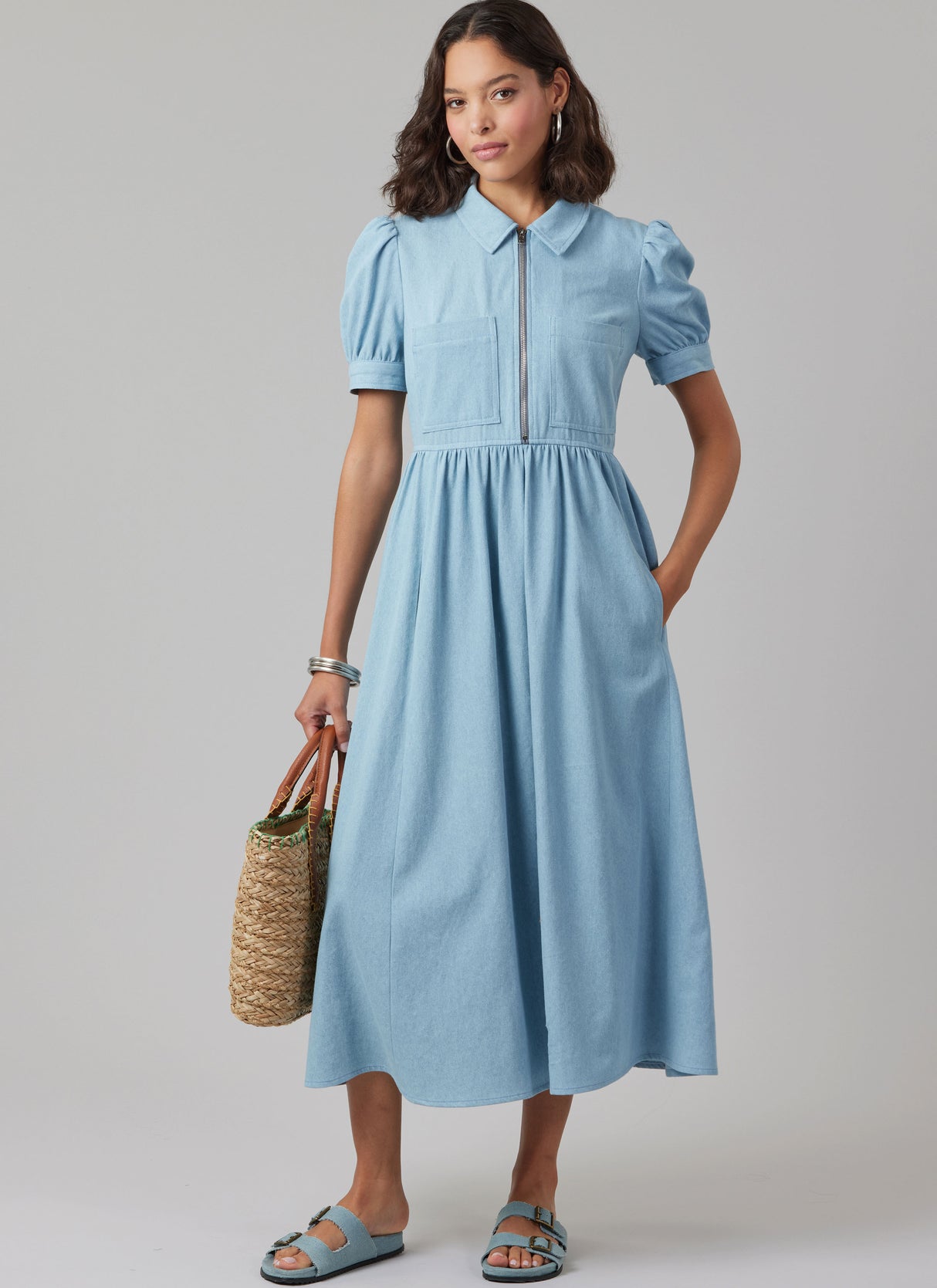 Patron McCall's n°8553 - Robe droite boutonnée devant