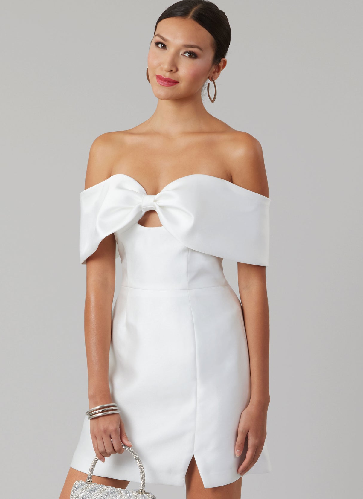 Patron McCall's n°8554 - Robe évasée boutonnée