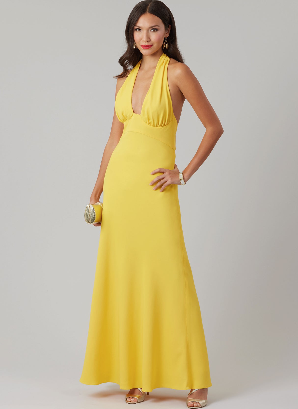 Patron McCall's n°8555 - Robe dos nu évasée