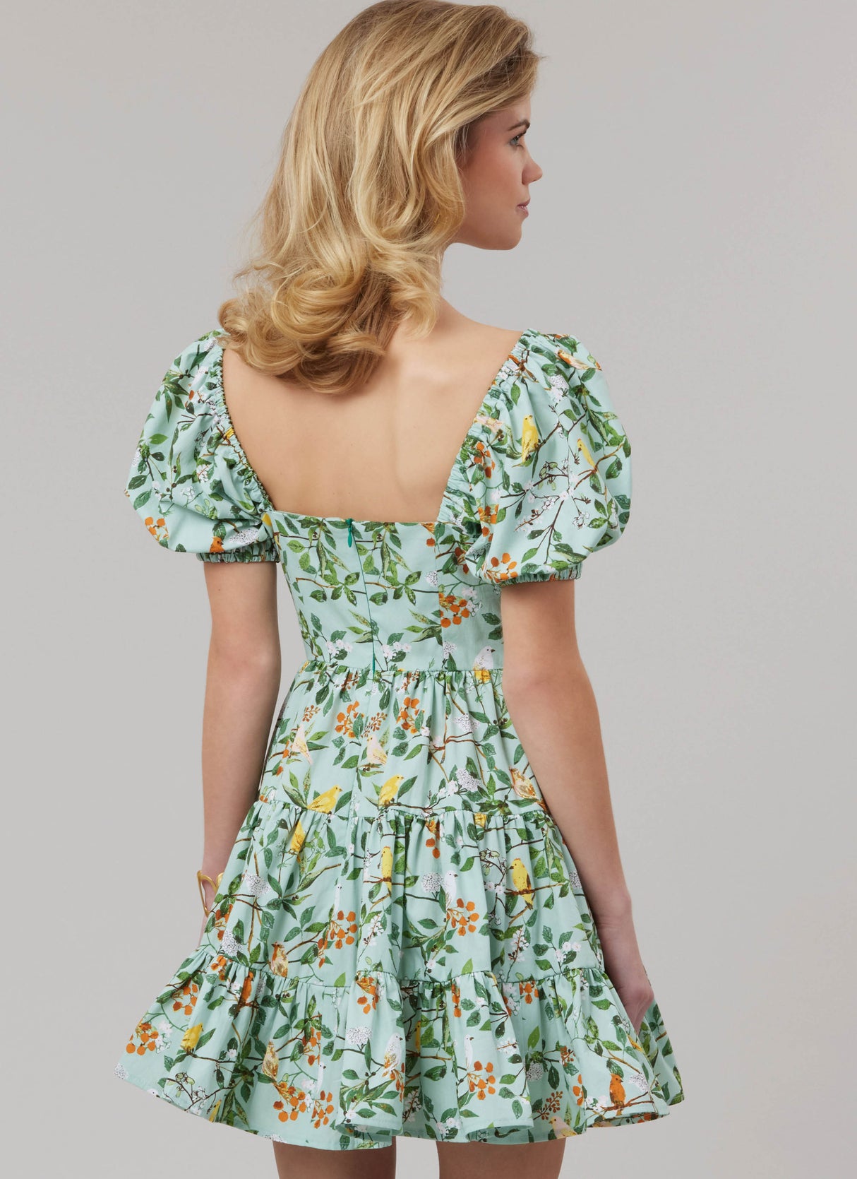 Patron McCall's n°8575 - Robe empire à volants