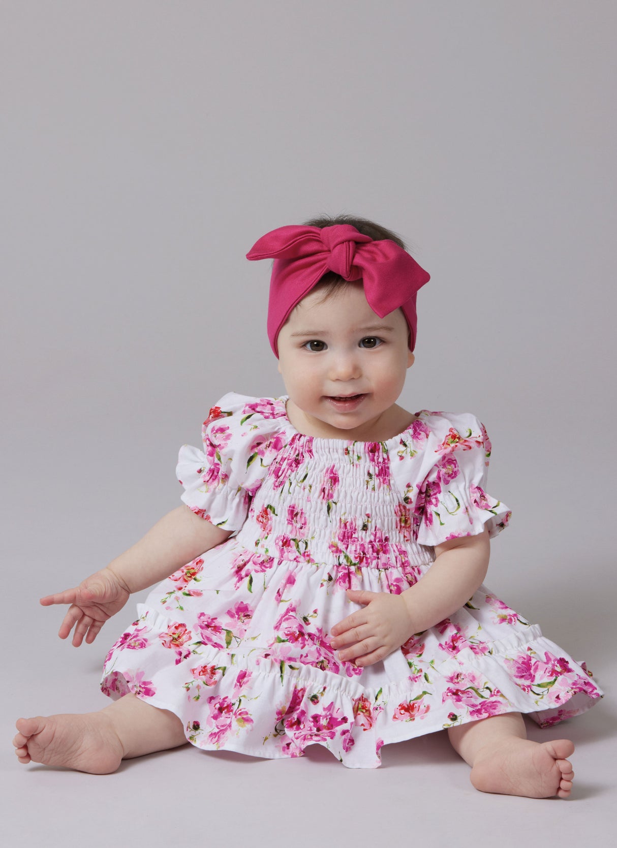 Patron McCall's n°8591 - Romper bébé, robe âgée ou bandeau assorti