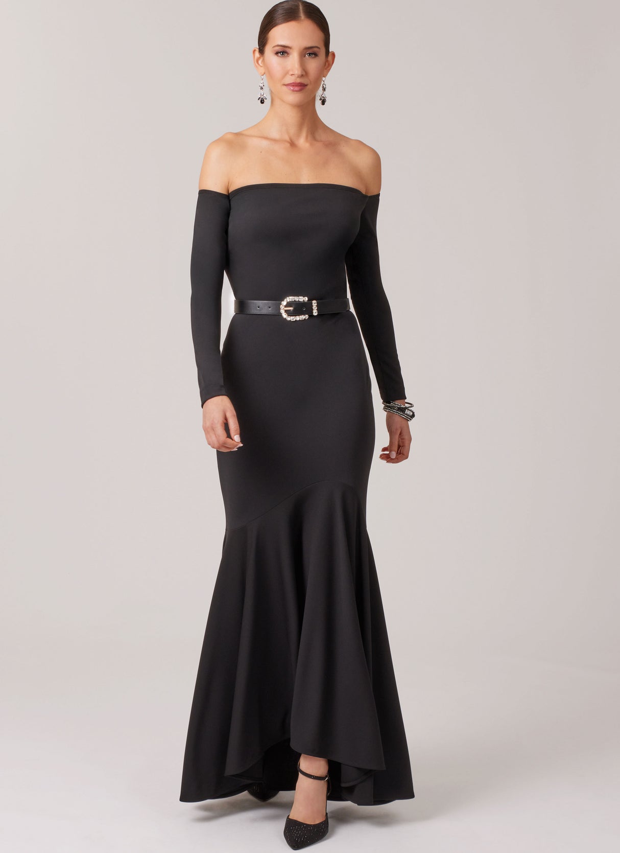 Patron McCall's n°8605 - Robe trompette épaules dégagées