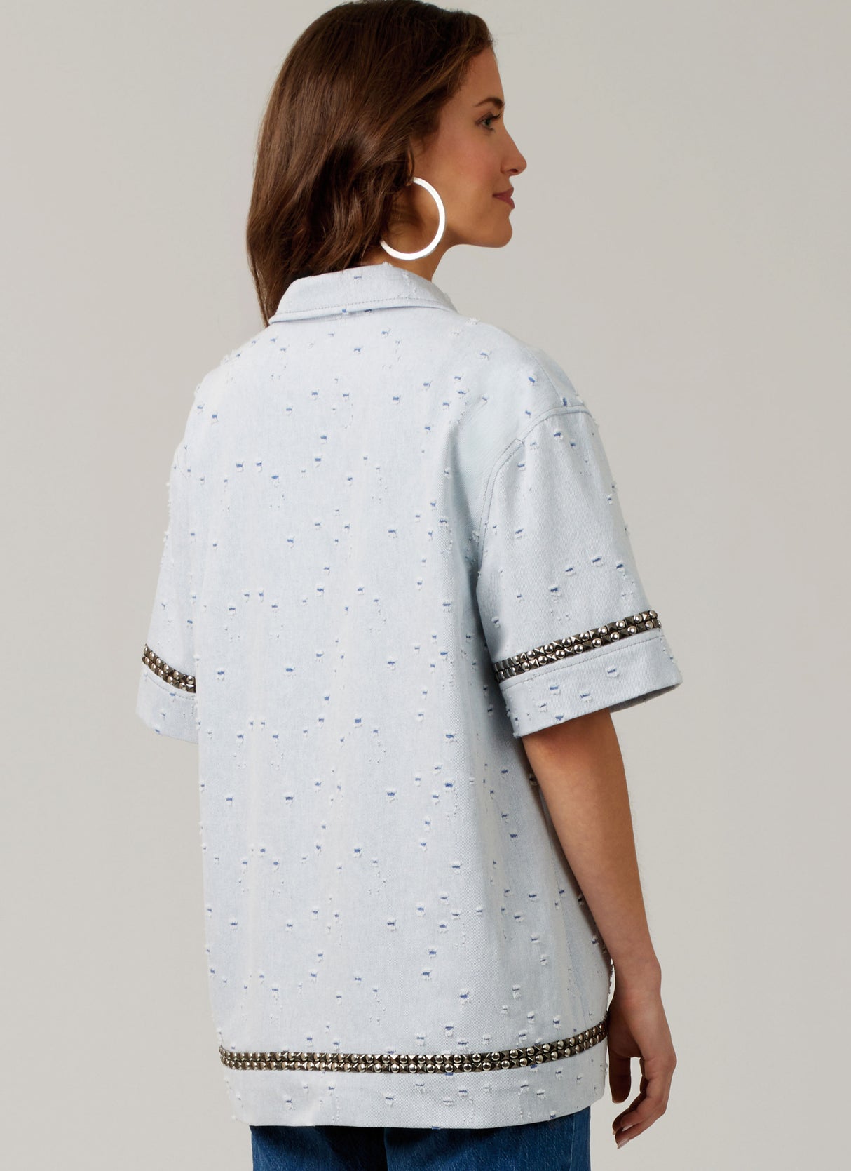 Patron McCall's n°8606 - Chemise boutonnée ample