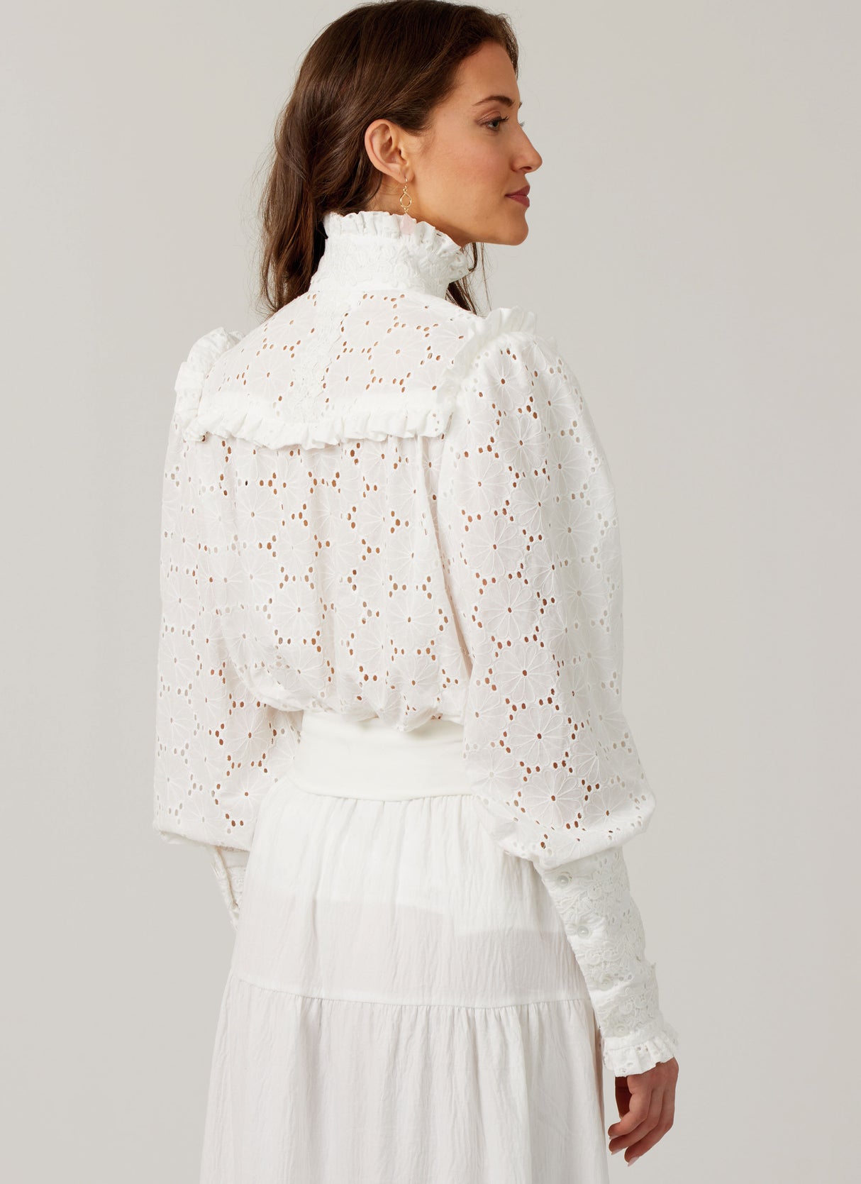 Patron McCall's n°8620 - Blouse boutonnée élégante