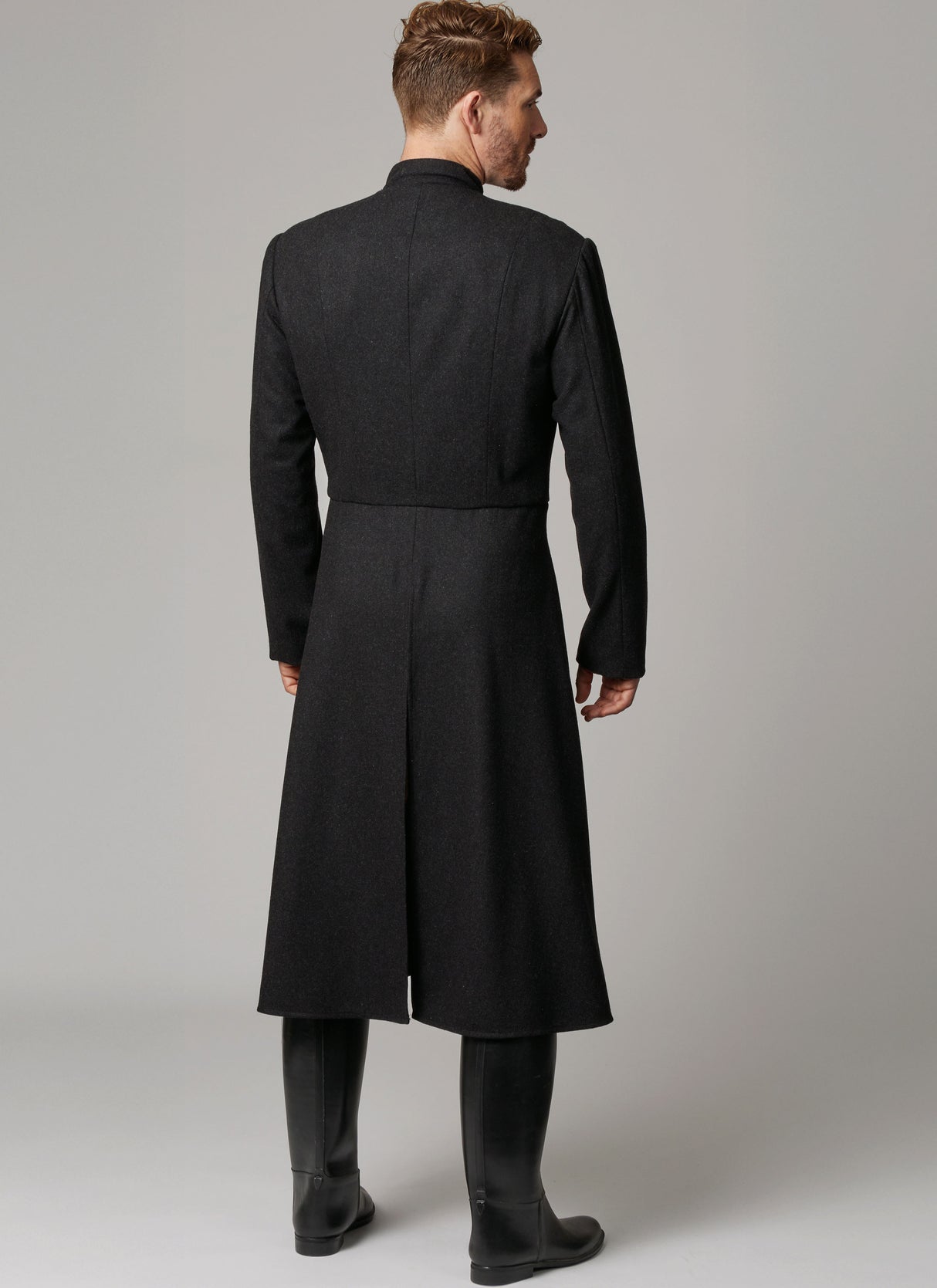 Patron McCall's n°8624 - Costume / Veste-cape homme