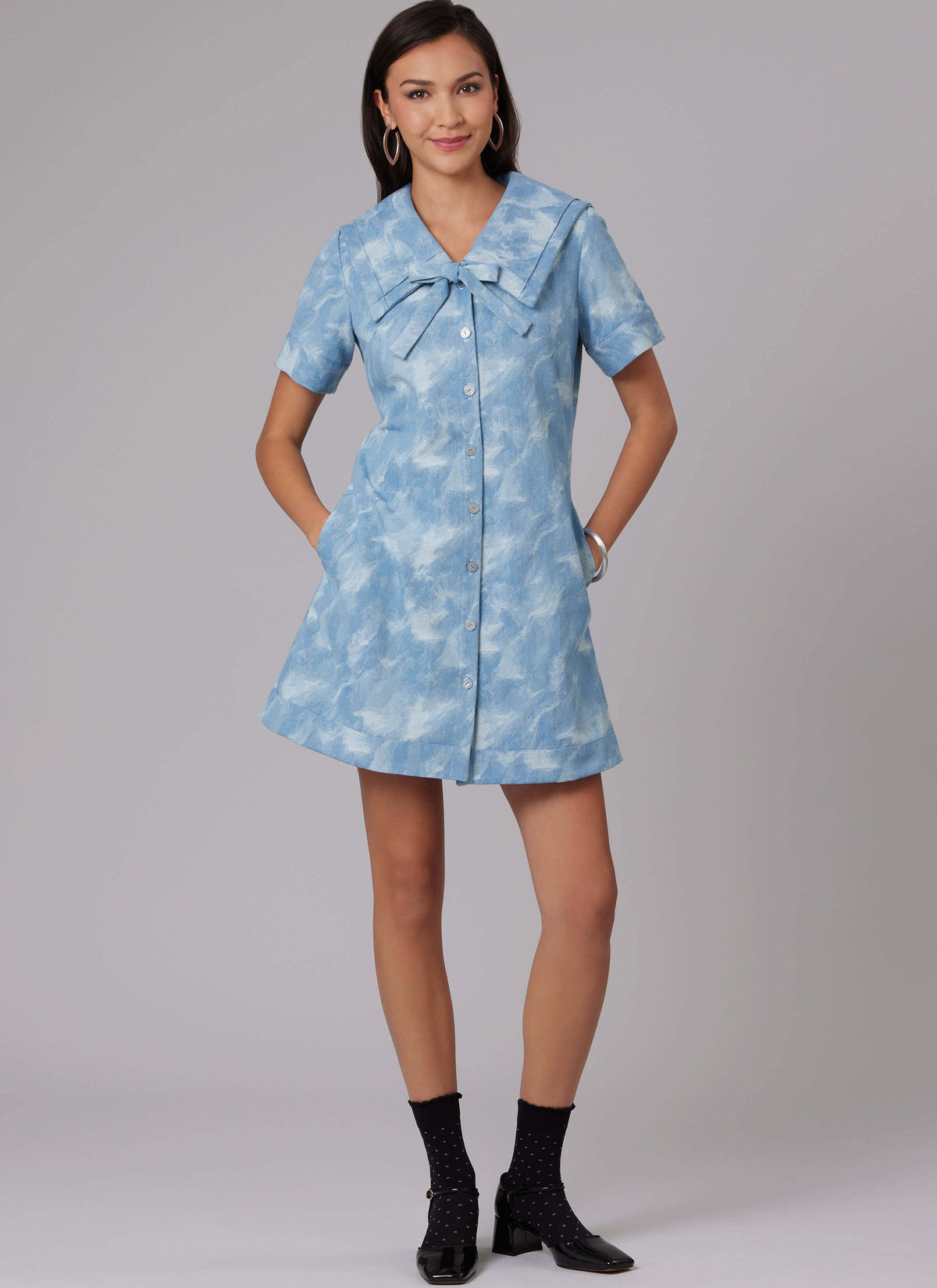 Patron McCall's n°8625 – Robe trapèze à col Claudine