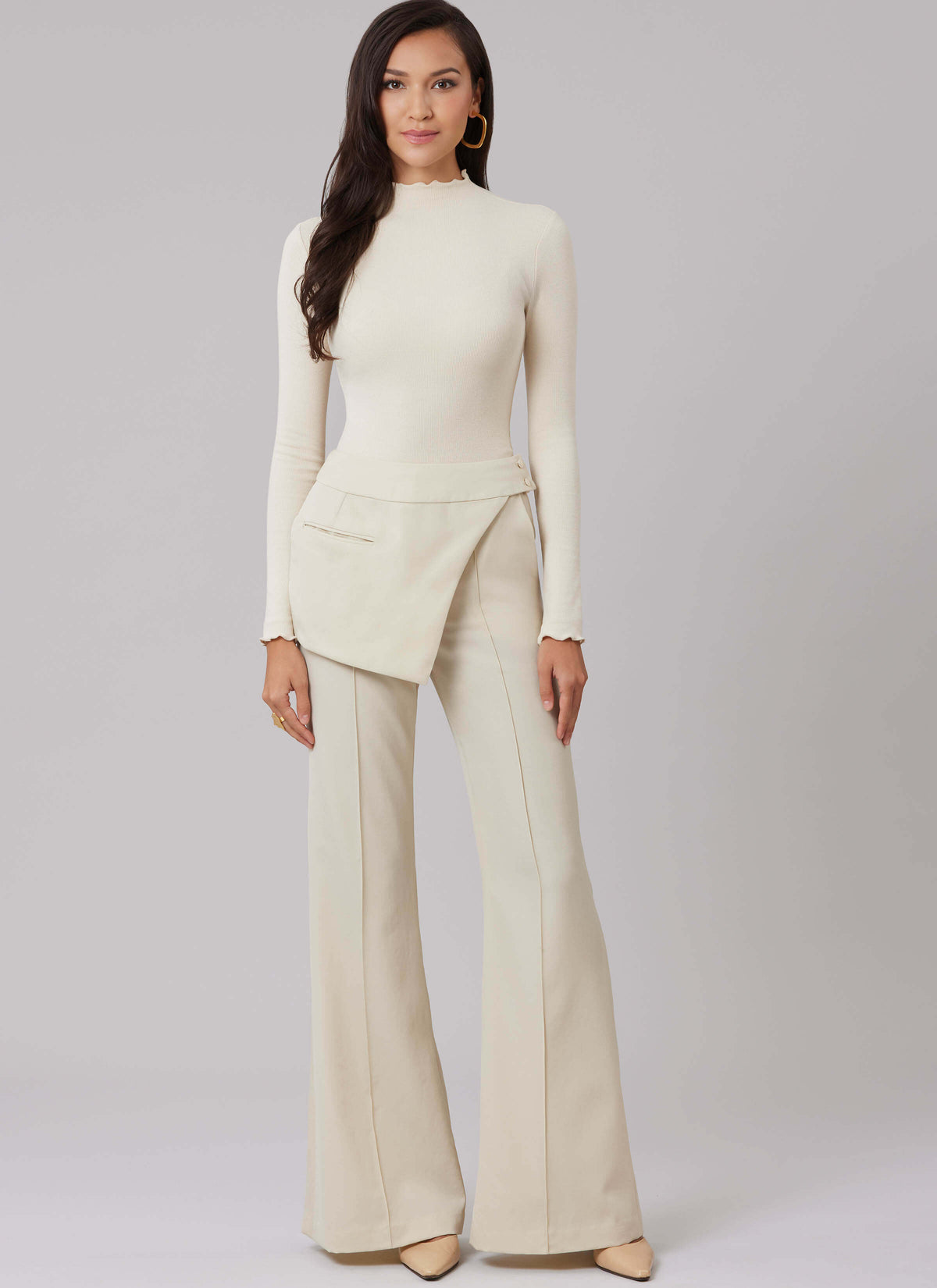 Patron McCall's n°8632 – Pantalon taille haute à jambes évasées
