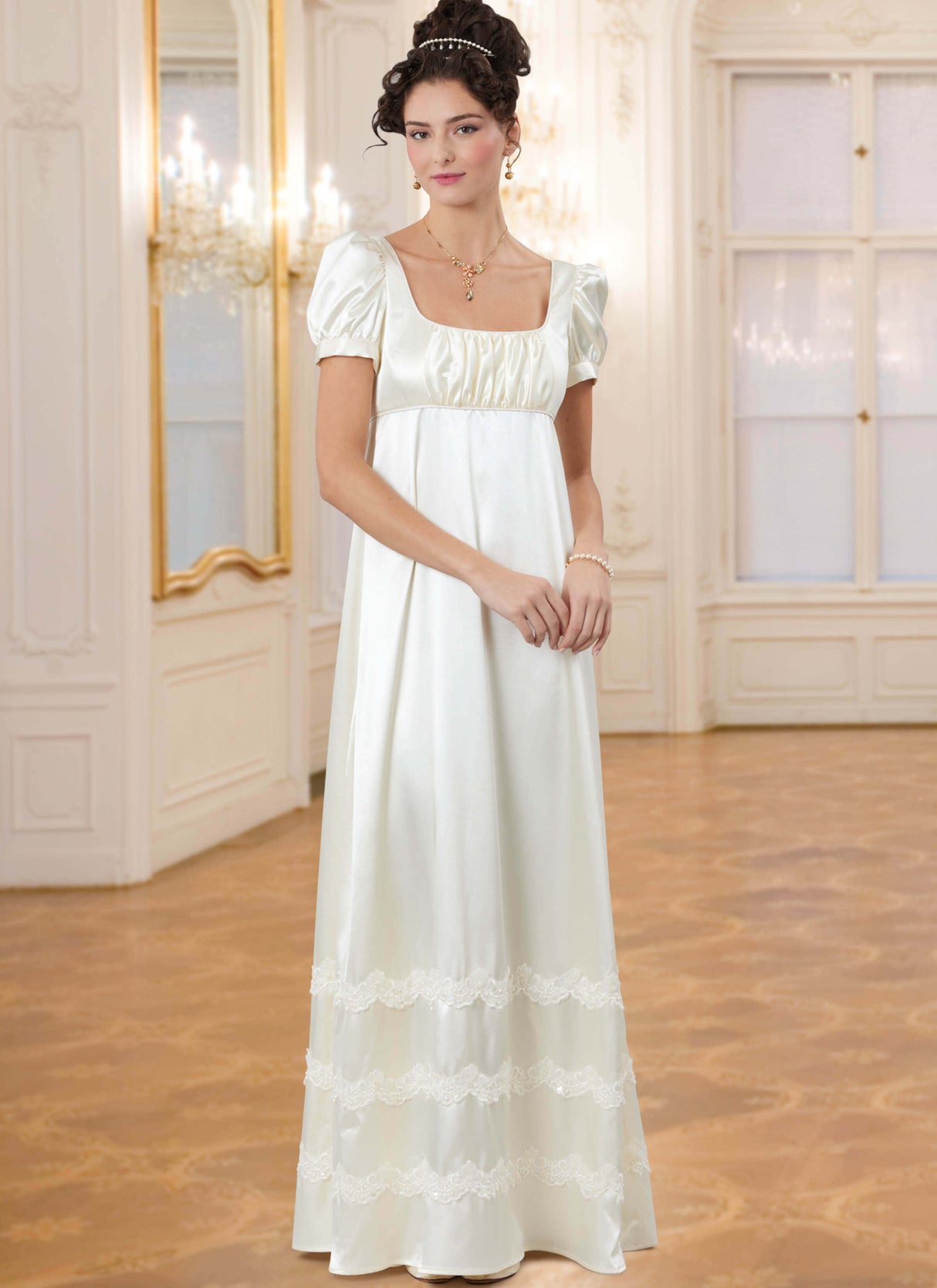 Patron McCall's n°8647 – Robes Régence à taille empire