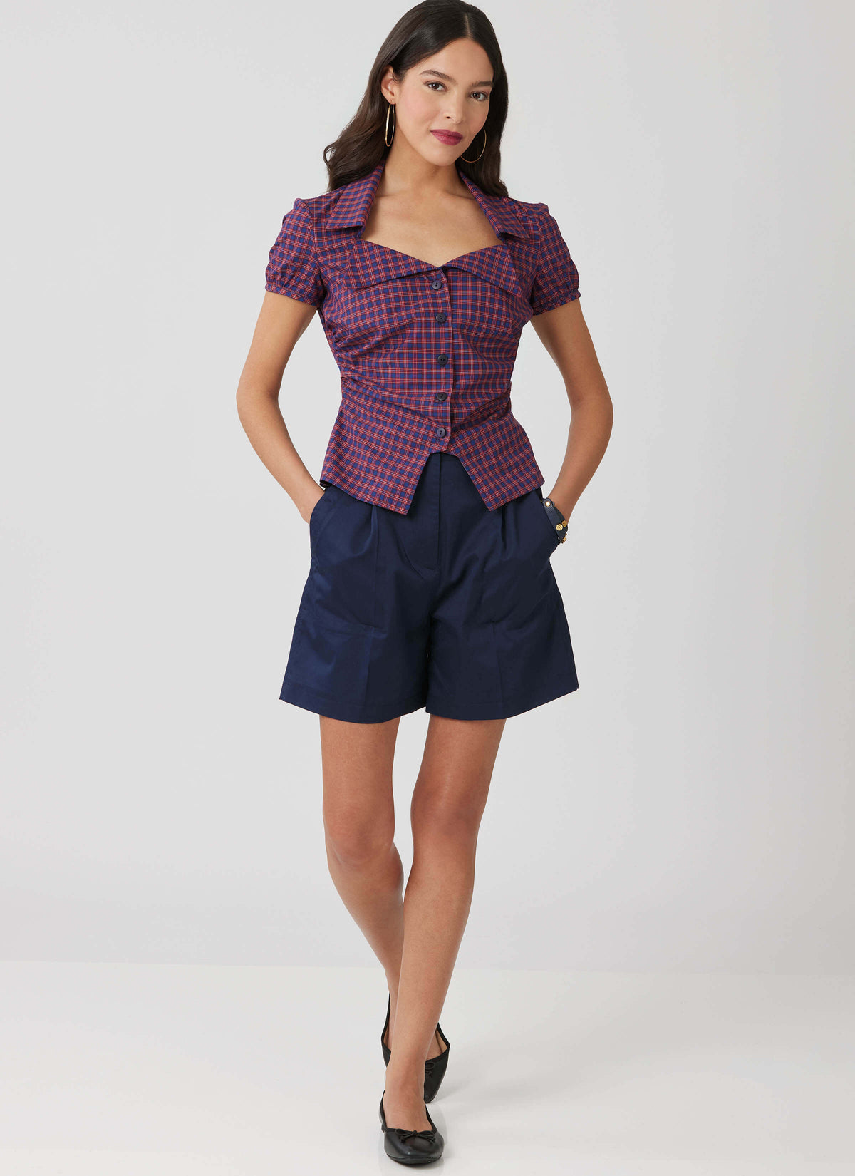 Patron McCall's n°8658 – Hauts à décolleté cœur