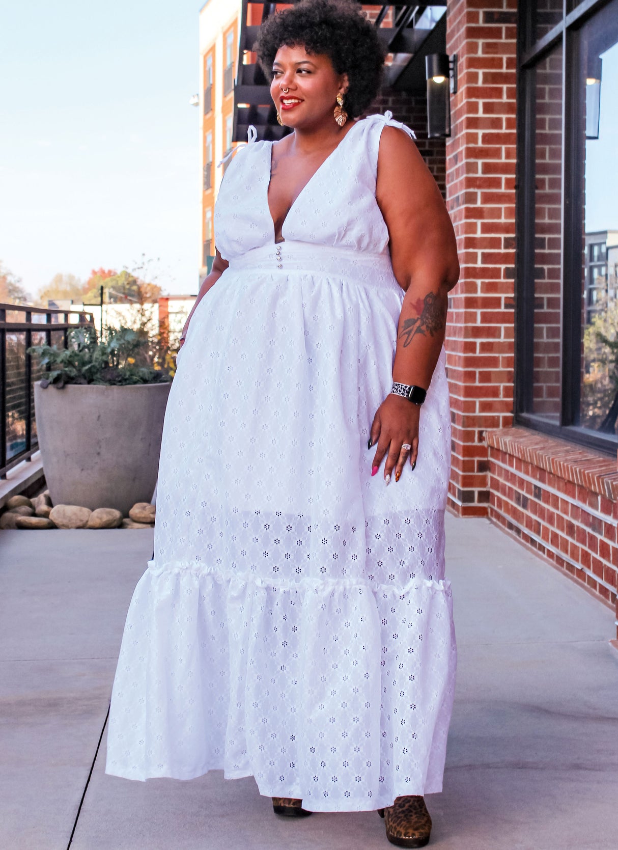 Patron Know Me n°2072 – Combinaison et robe pour femmes