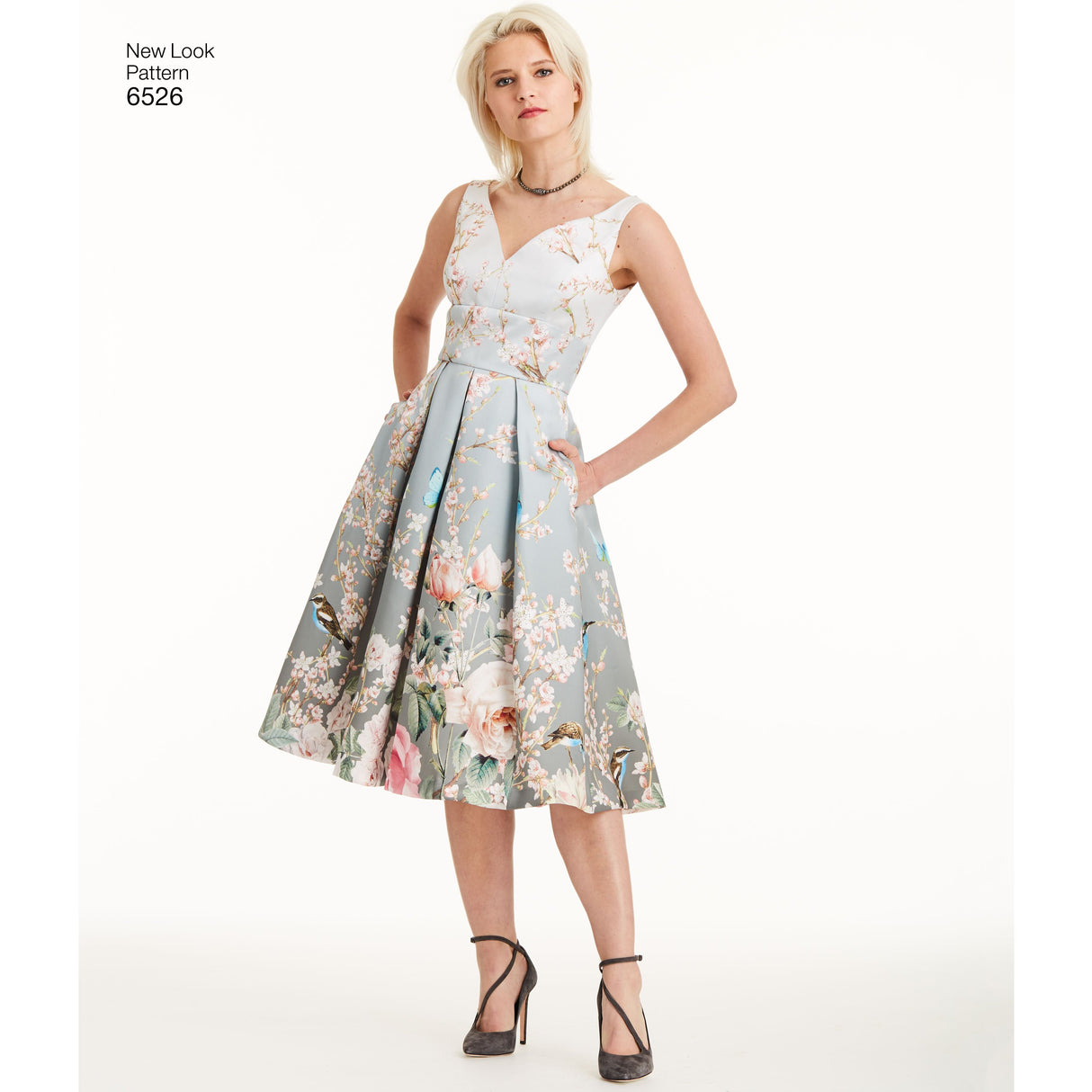 Patron New Look n°6526 – Robe élégante pour femme