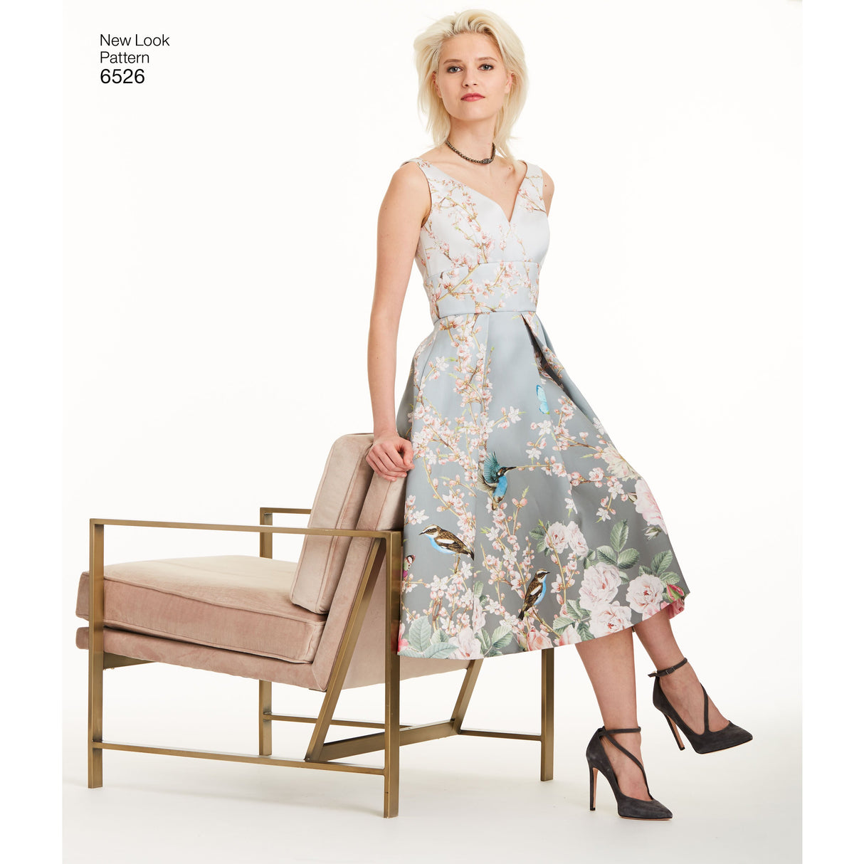 Patron New Look n°6526 – Robe élégante pour femme