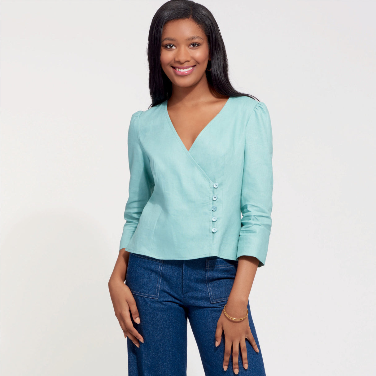 Patron New Look n°6601 - Haut cache-cœur féminin