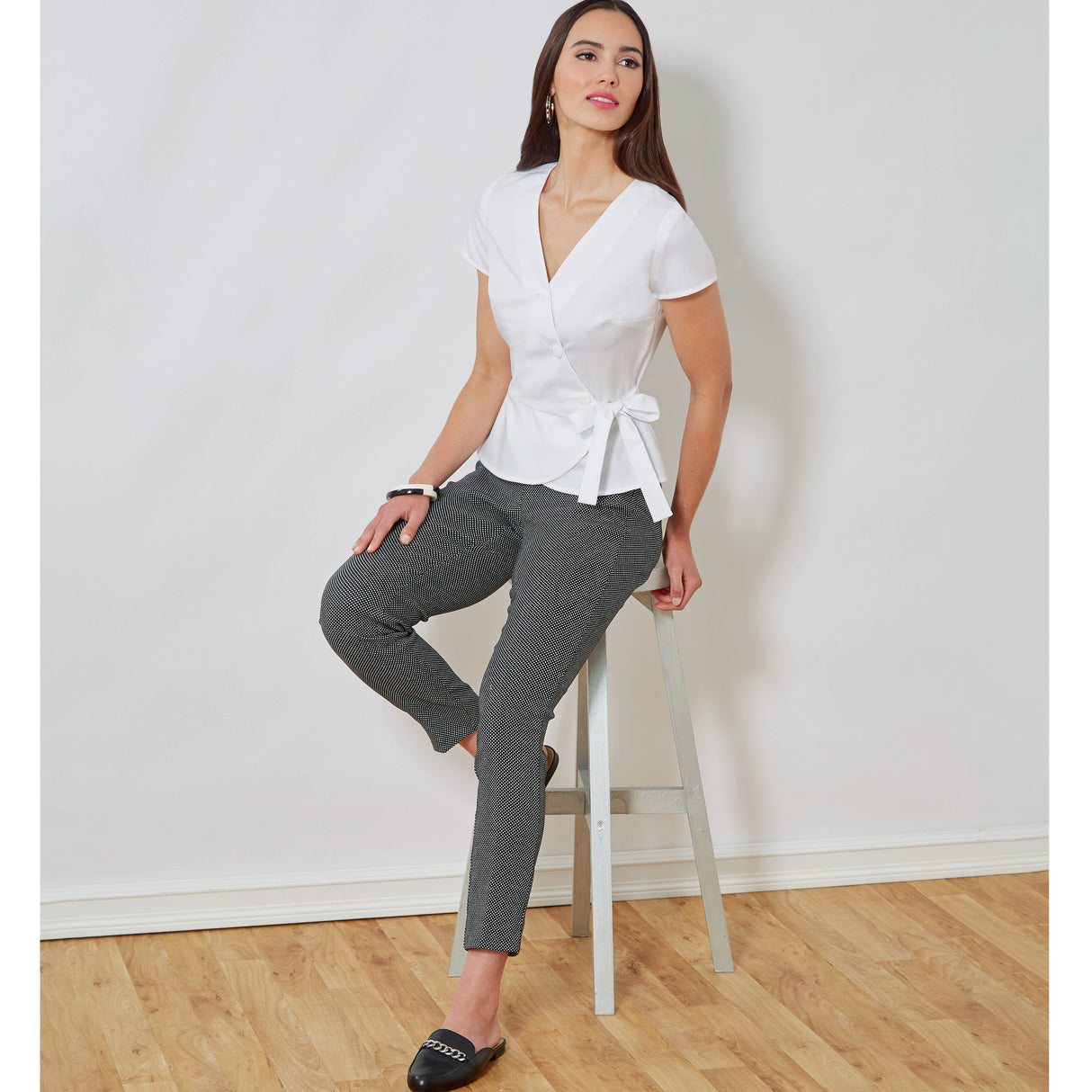 Patron New Look n°6700 - Haut cache-cœur pour femme