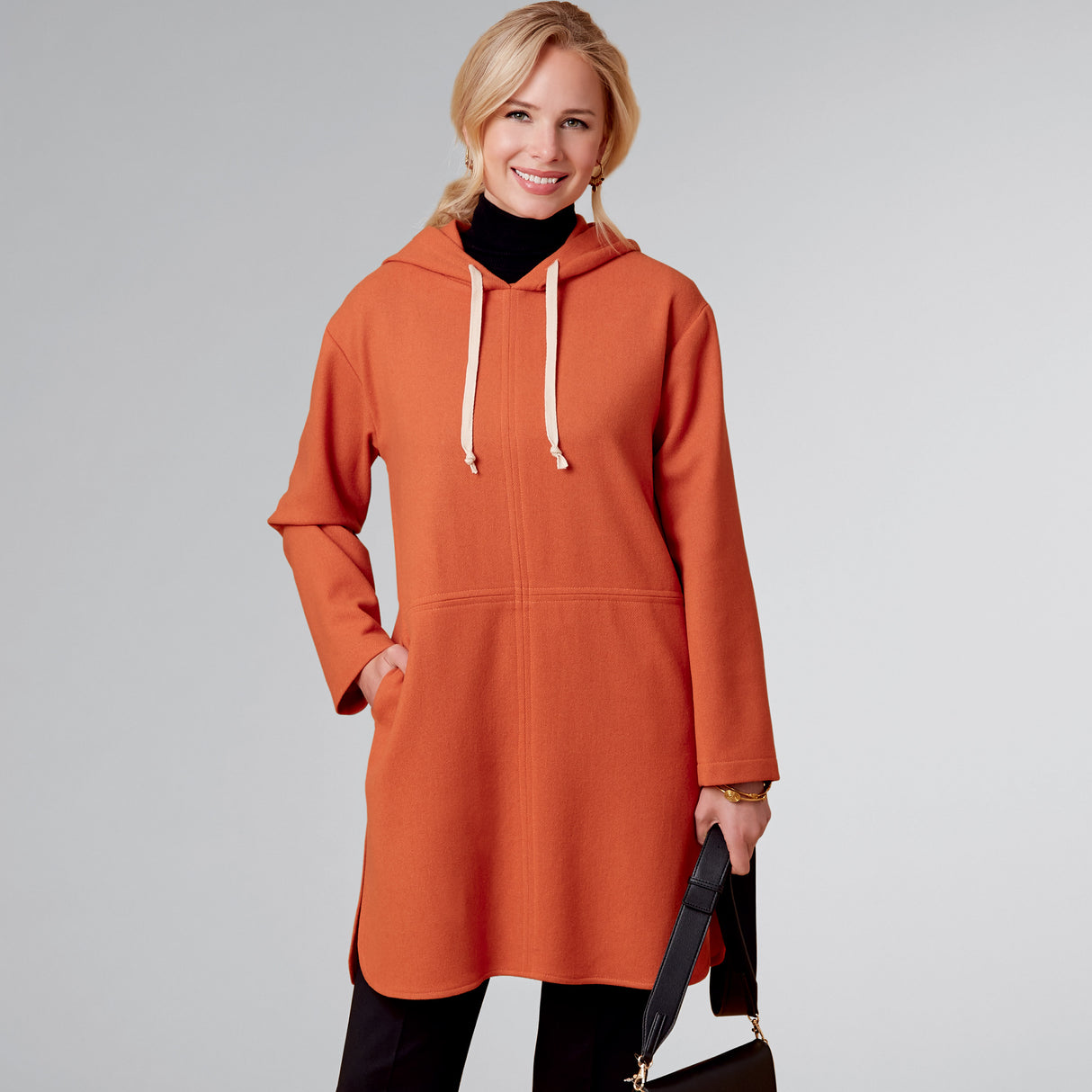 Patron New Look n°6706 - Poncho femme à capuche avec ou sans poches