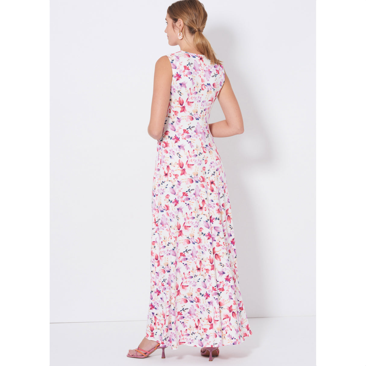 Patron New Look n°6717 - Robe longue avec variantes