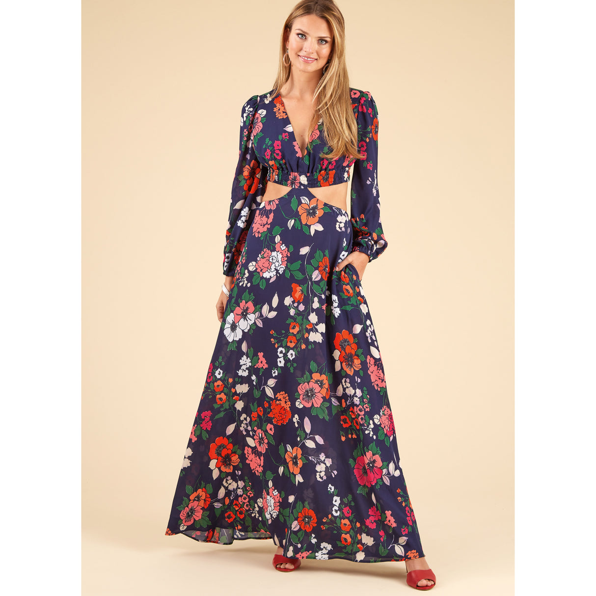 Patron New Look n°6729 - Robe longue avec décolleté plongeant