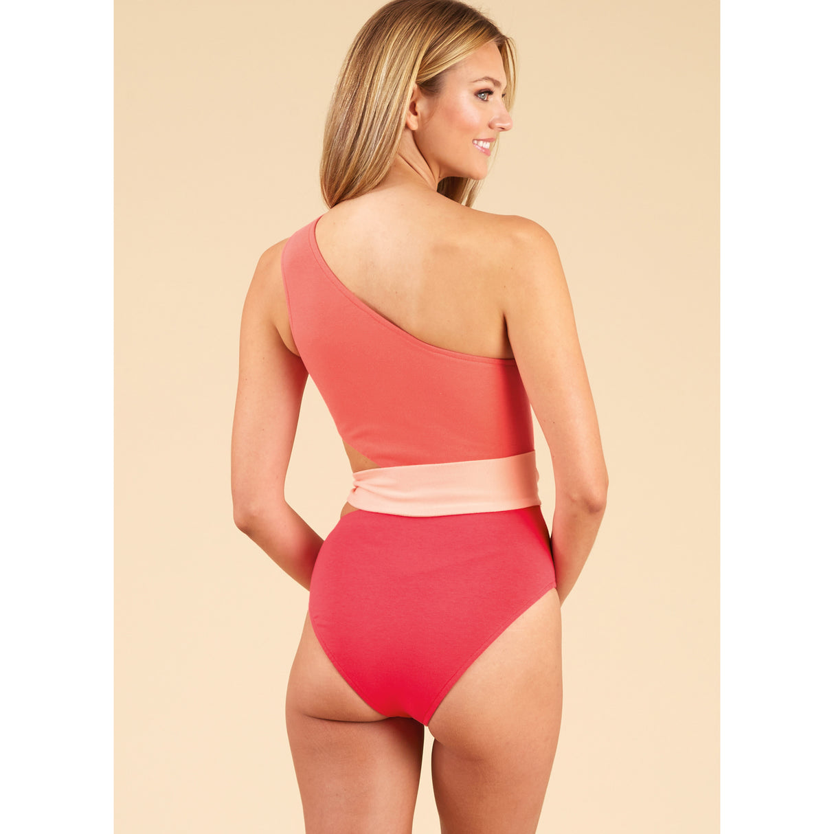 Patron New Look n°6734 - Maillot de bain asymétrique et jupe portefeuille