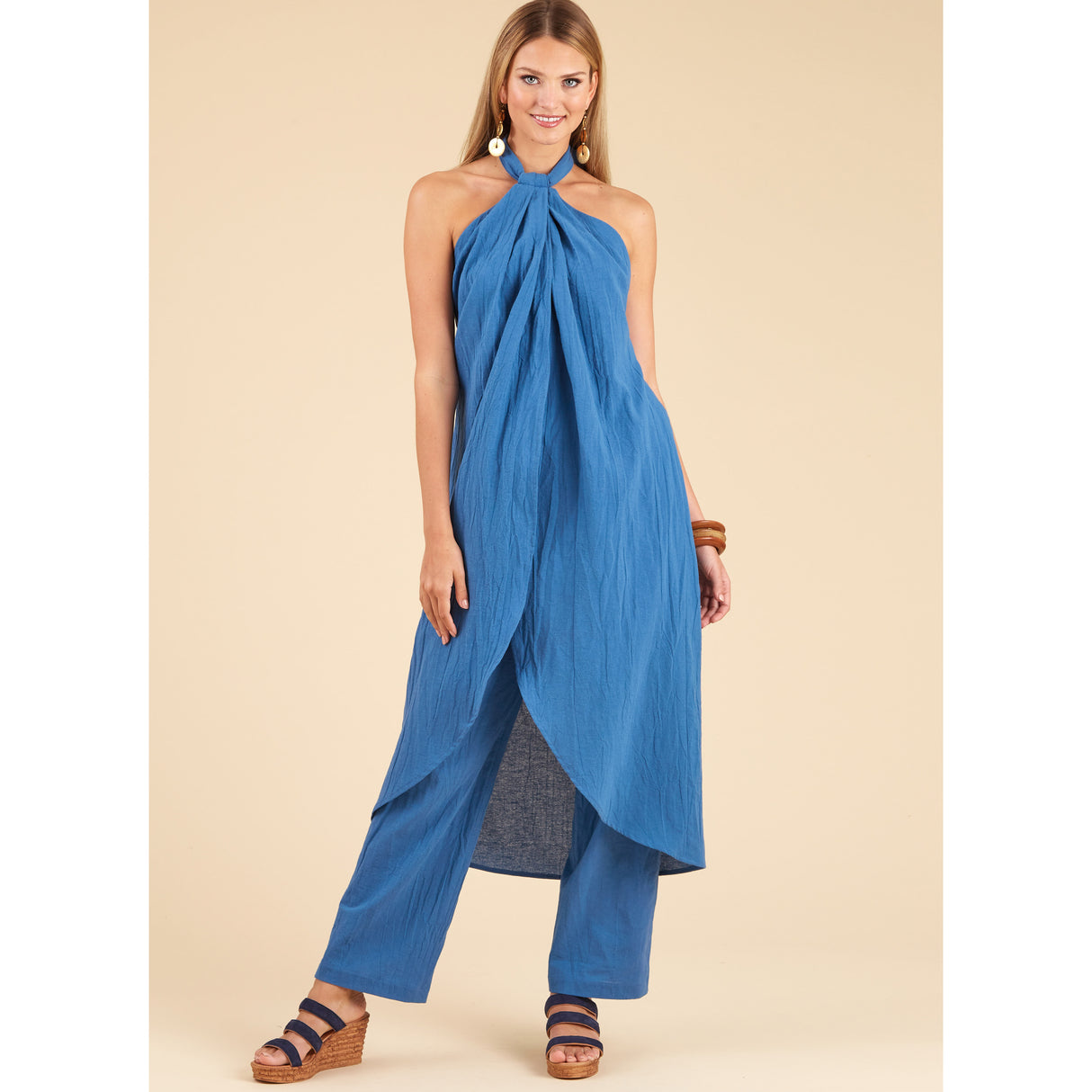 Patron New Look n°6736 - Hauts dos nu et pantalon décontracté