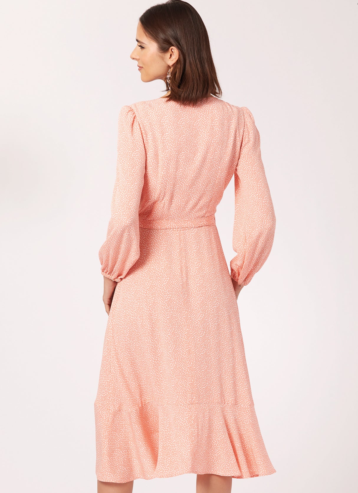 Patron New Look n°6750 – Robe portefeuille avec variations