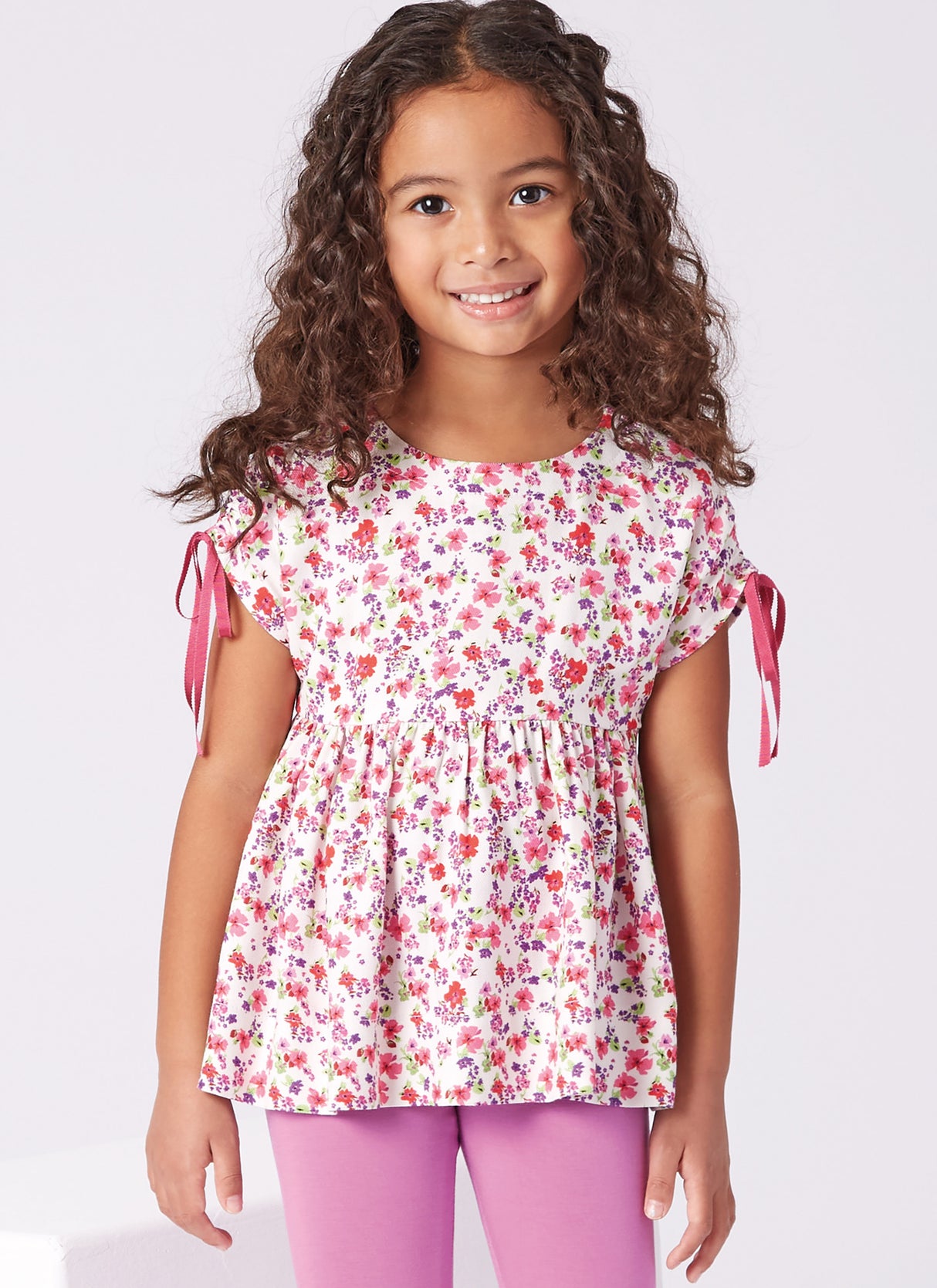 Patron New Look n°6761 – Ensemble haut et leggings pour enfant