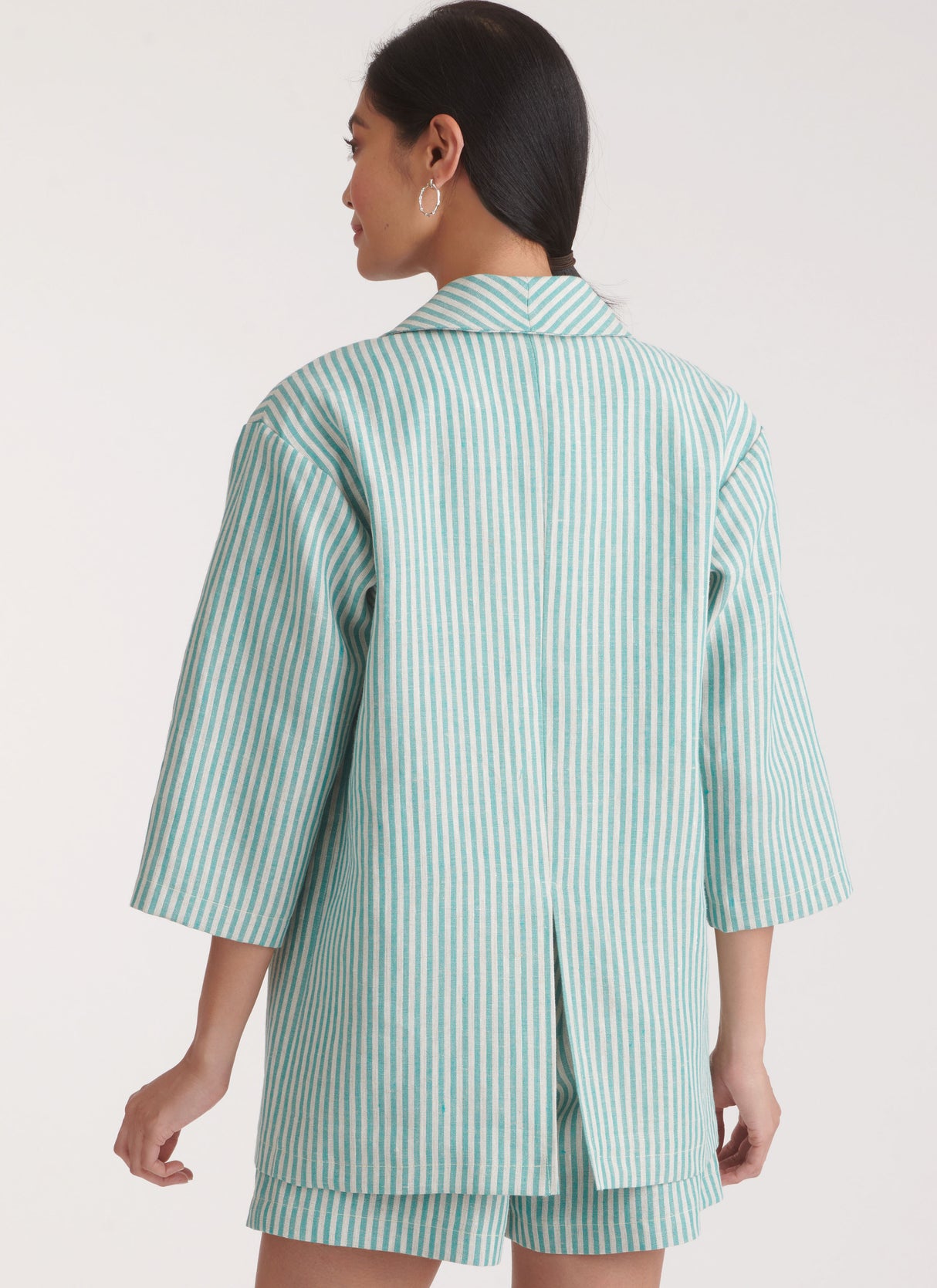 Patron New Look n°6780 – Veste, short et pantalon