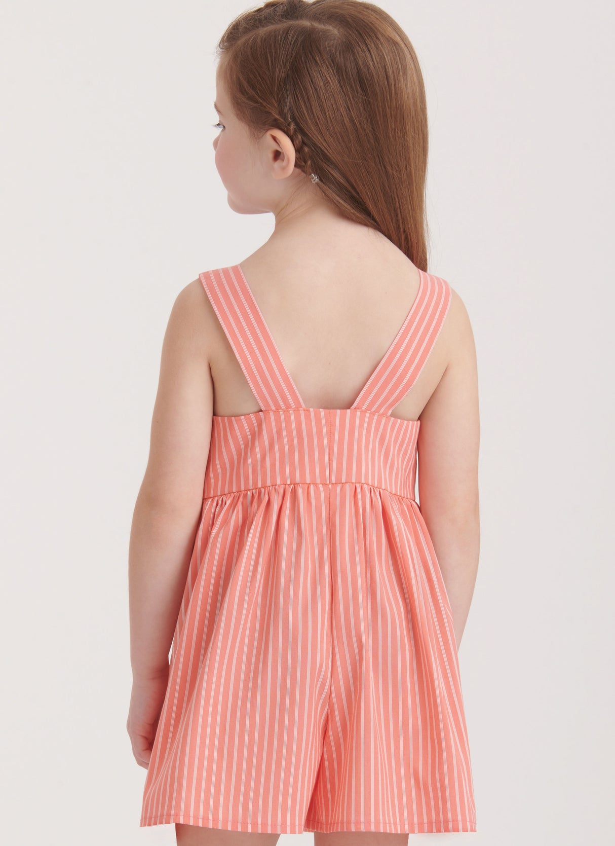 Patron New Look n°6784 – Robes et barboteuse pour enfants