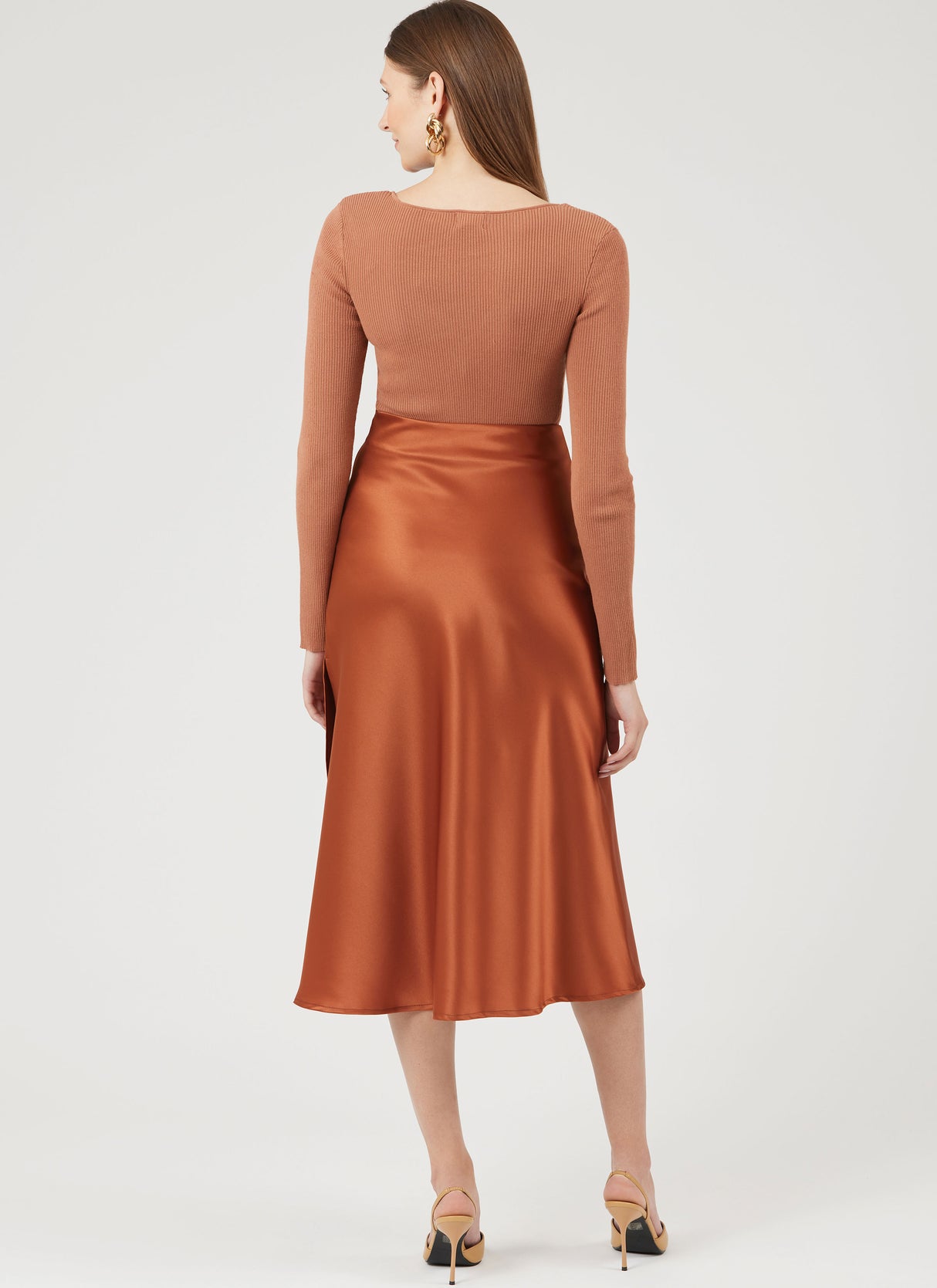 Patron New Look n°6793 - Jupes féminines avec variations de style