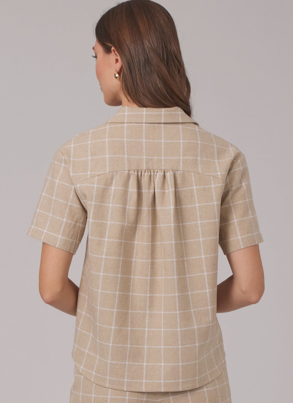 Patron New Look n°6802 – Chemise décontractée, pantalon et short