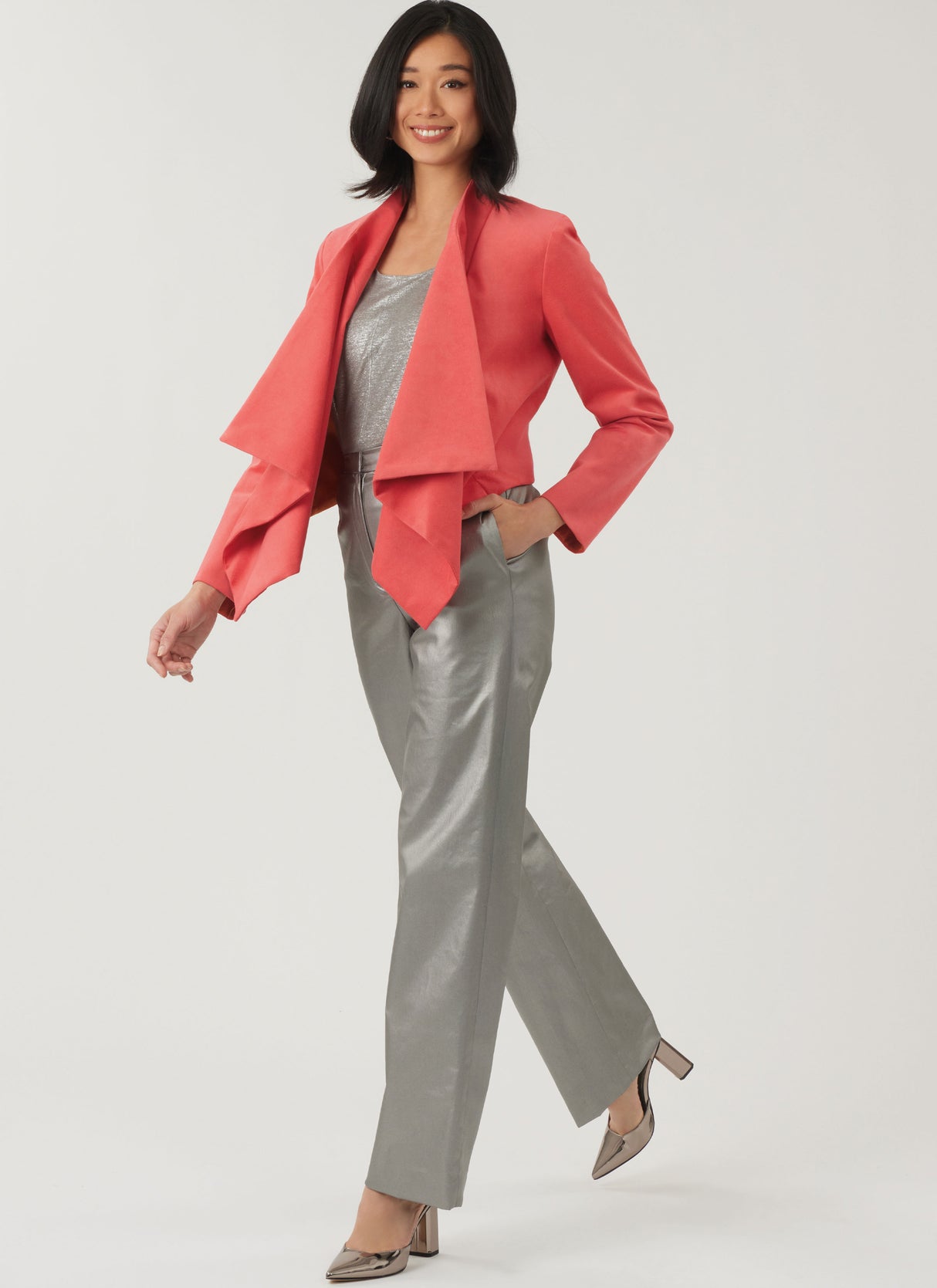 Patron New Look n°6817 – Veste drapée & pantalon droit
