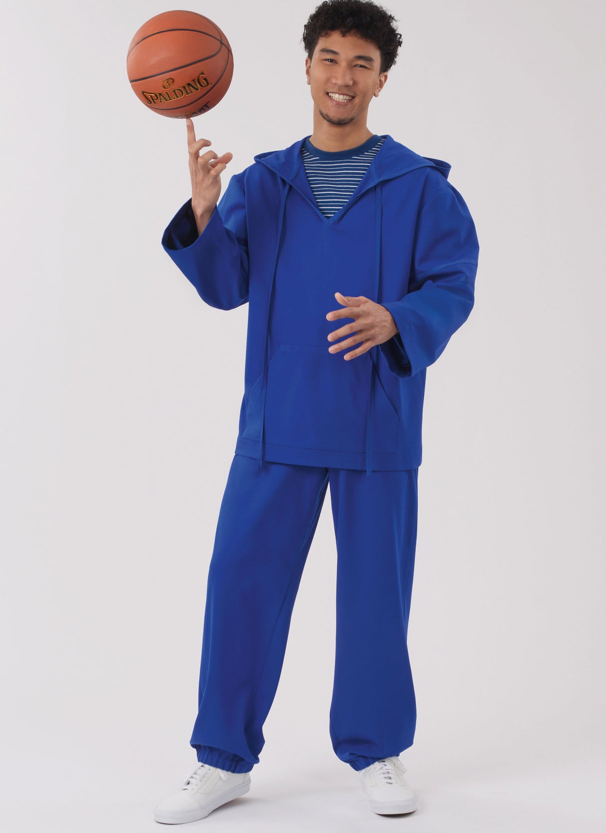 Patron New Look n°6818 – Hoodie, pantalon & robe maille