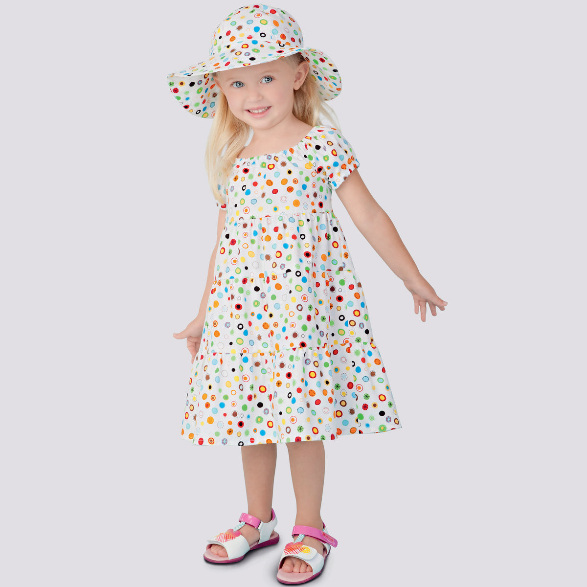 Patron Simplicity n°9126 – Robe fillette manches bouffantes et chapeau