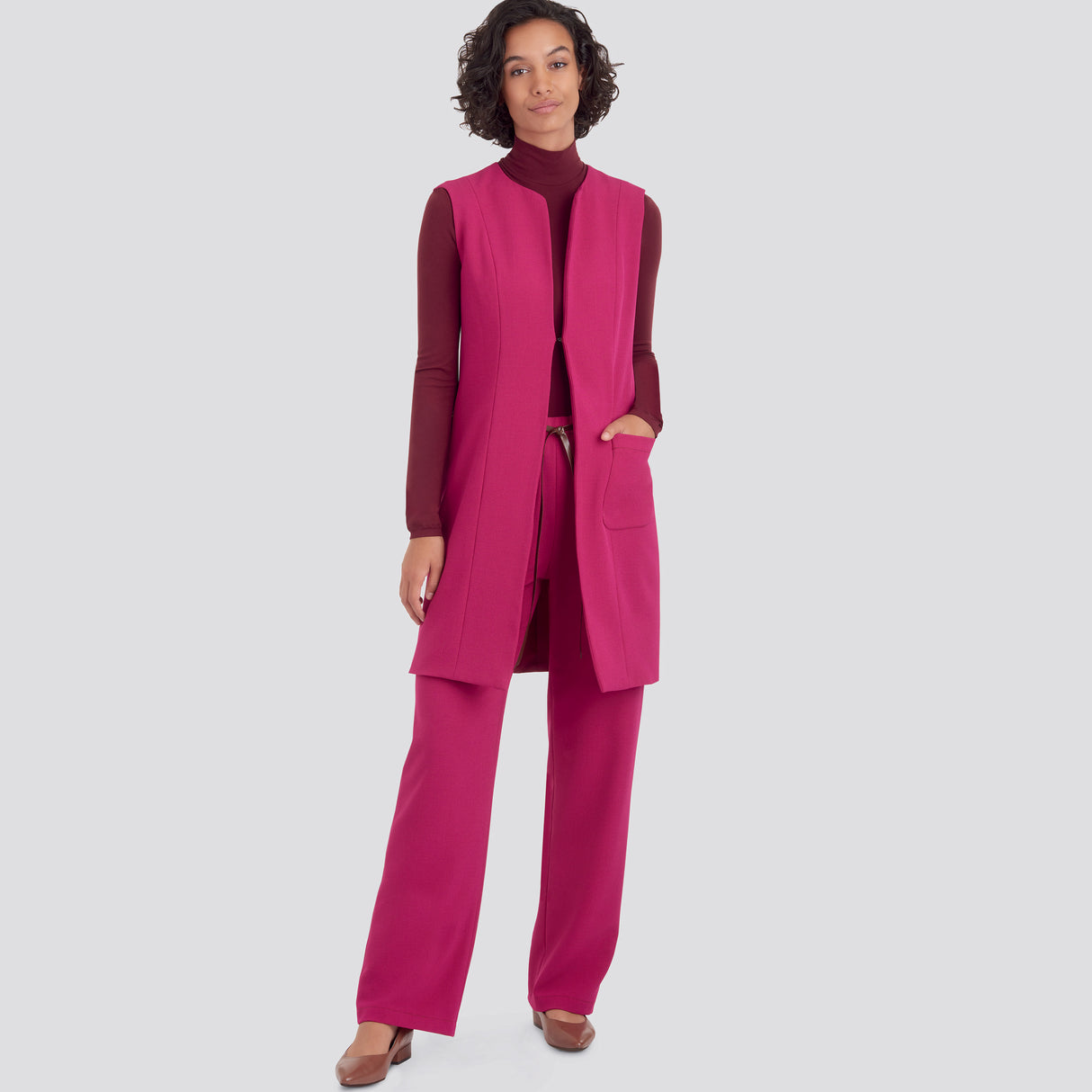 Patron Simplicity n°9184 – Ensemble gilet sans manches et pantalon droit
