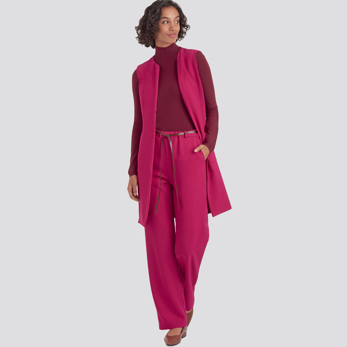 Patron Simplicity n°9184 – Ensemble gilet sans manches et pantalon droit