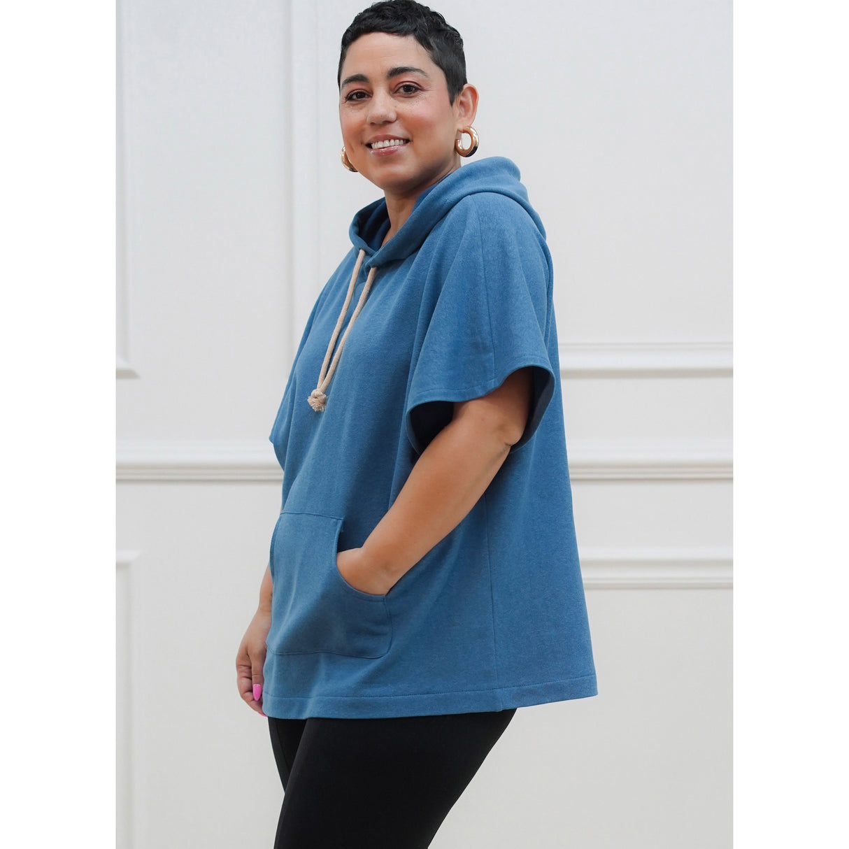 Patron Simplicity n°9636 – Sweat à capuche oversize et legging pour femmes