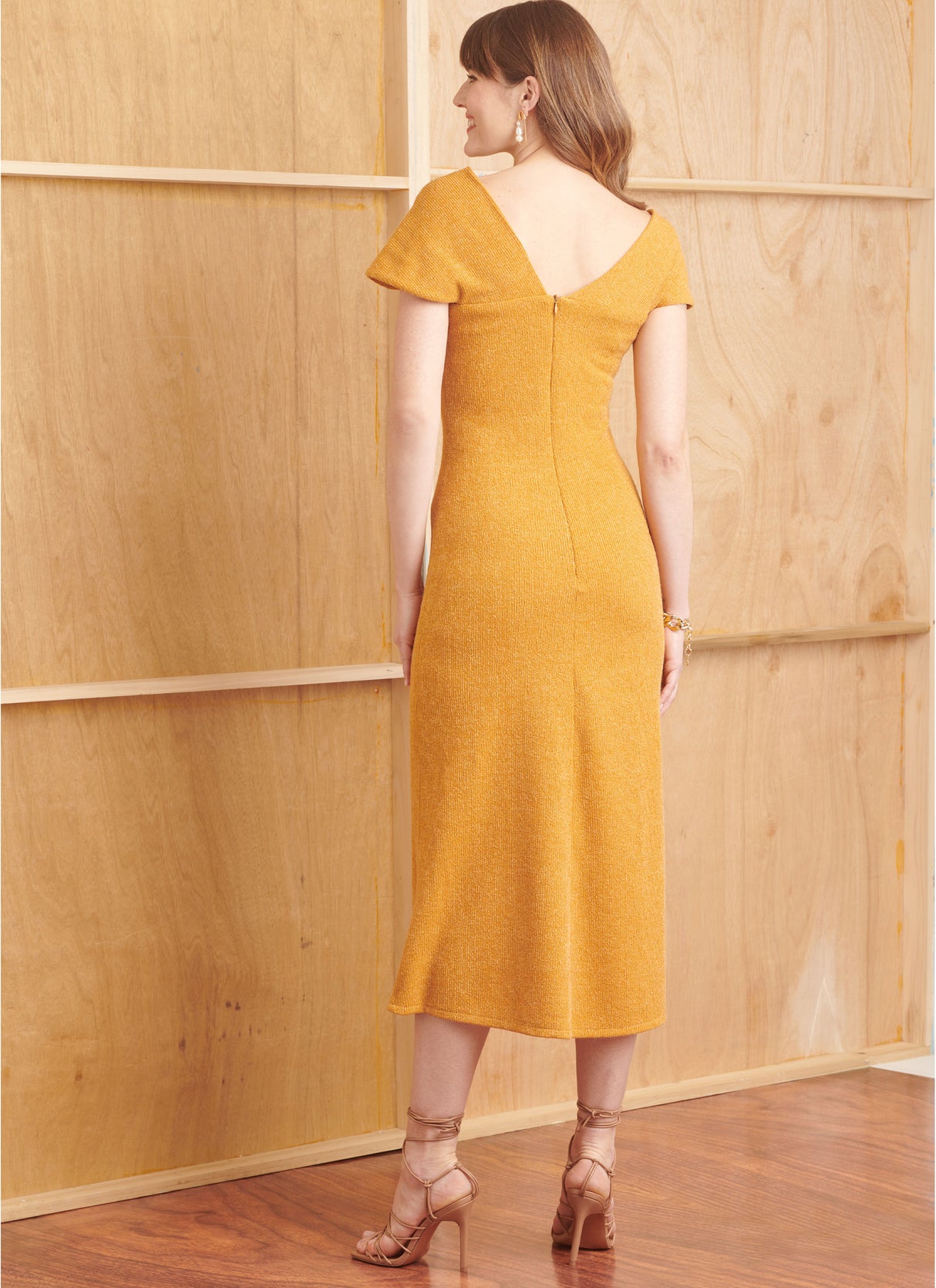 Patron Simplicity n°9820 – Robes en tricot et boléro pour femmes