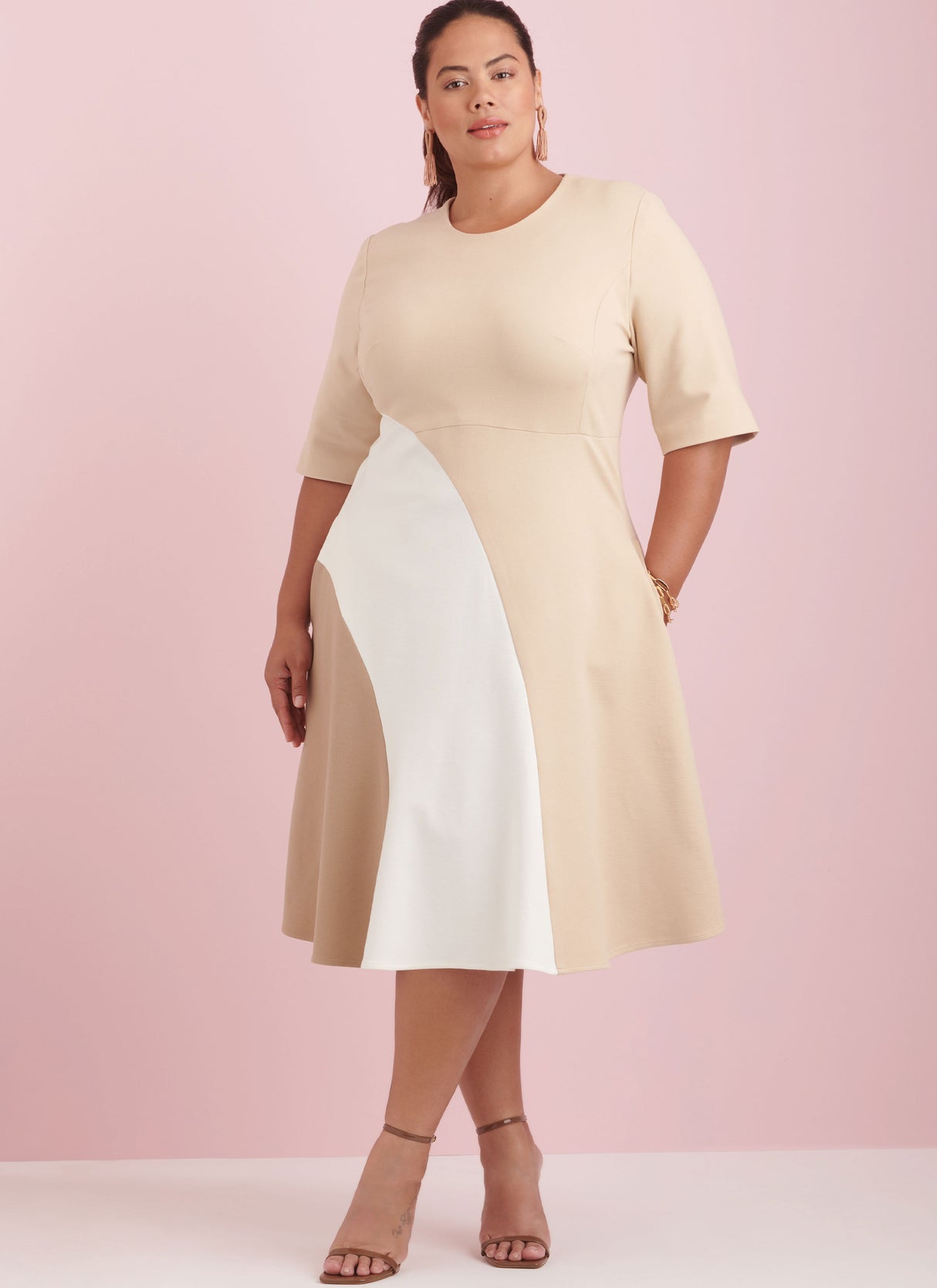 Patron Simplicity n°9887 – Robe color‑block à panneaux princesse