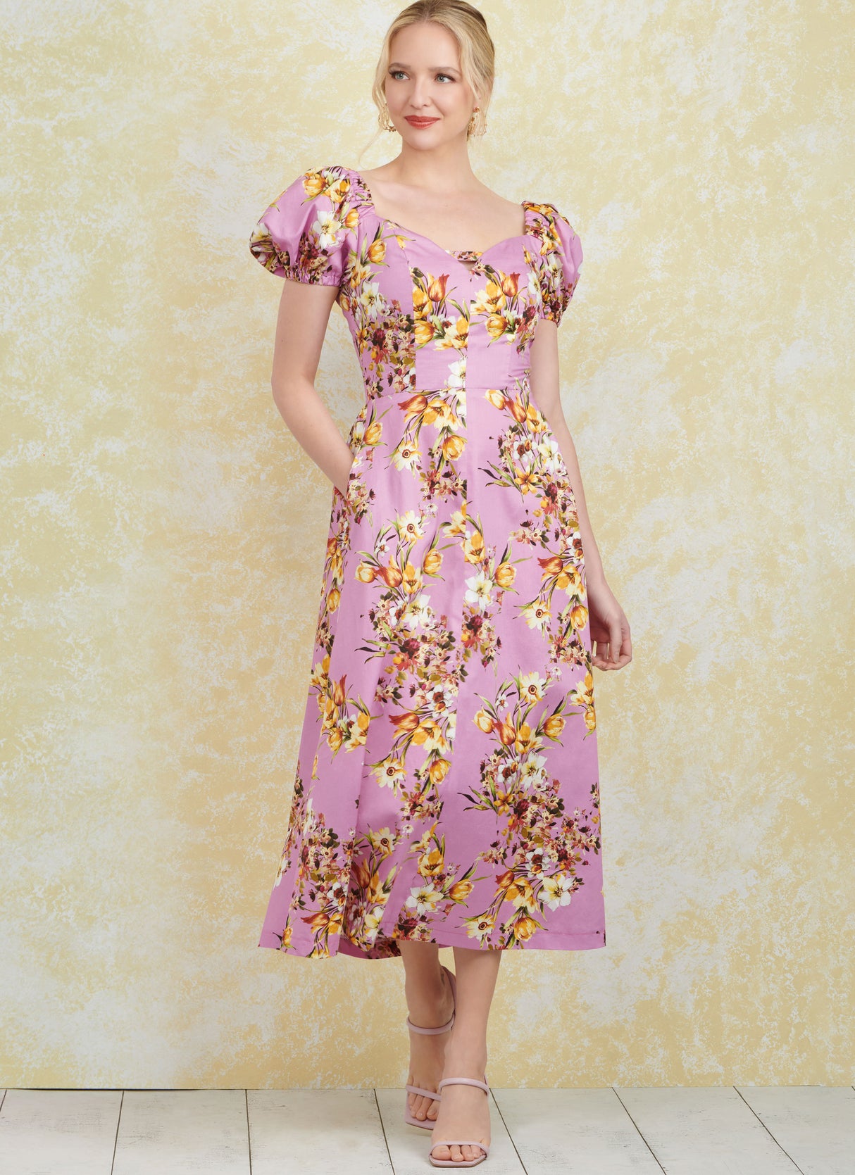 Patron Simplicity n°9918 – Robe bustier avec manches et poches