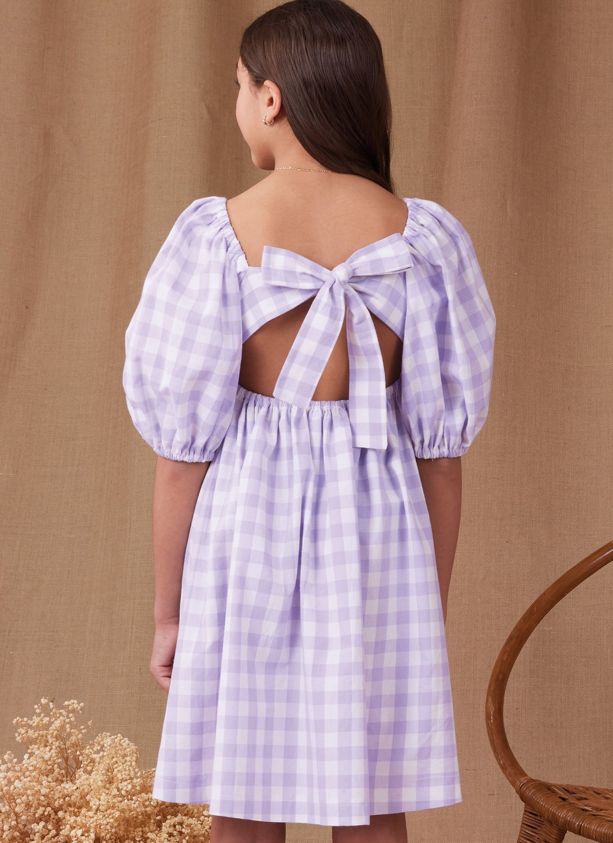 Patron Simplicity n°9964 – Robe enfants dos ouvert à nœud