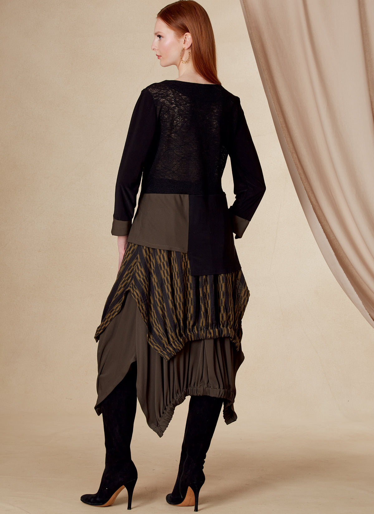 Patron Vogue n°1820 - Ensemble haut asymétrique et jupe à double couche